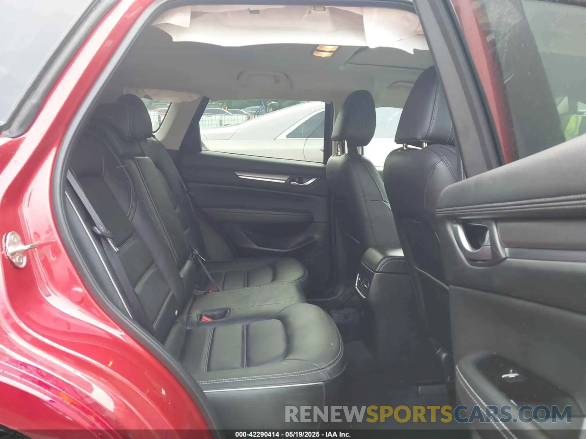 8 Photograph of a damaged car JM3KFBELXR0530129 MAZDA CX-5 2024