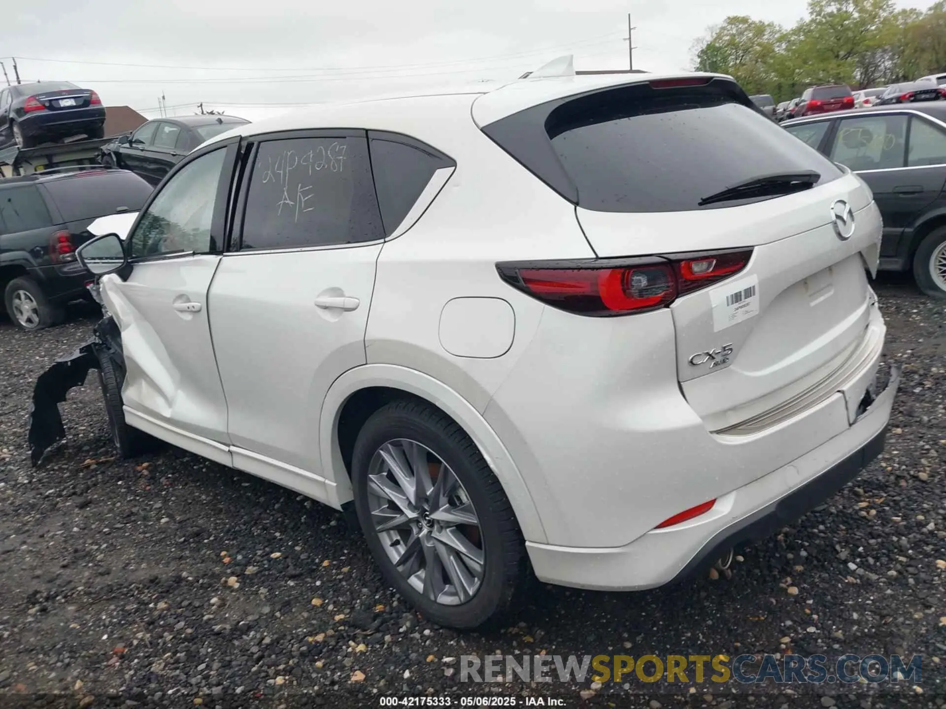 3 Photograph of a damaged car JM3KFBEMXR0351145 MAZDA CX-5 2024