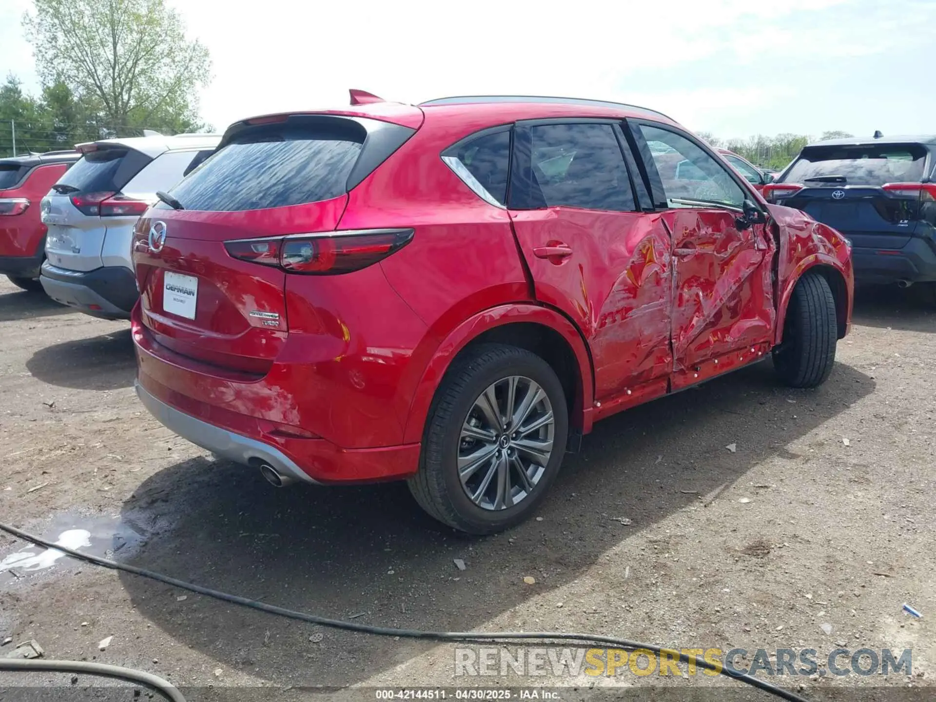 4 Photograph of a damaged car JM3KFBXY1R0536023 MAZDA CX-5 2024