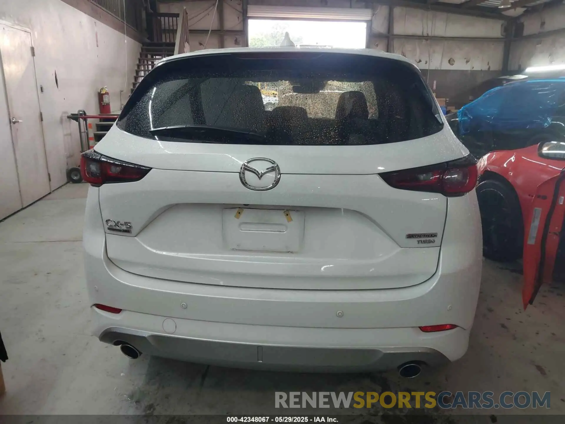 16 Photograph of a damaged car JM3KFBXY5R0378186 MAZDA CX-5 2024
