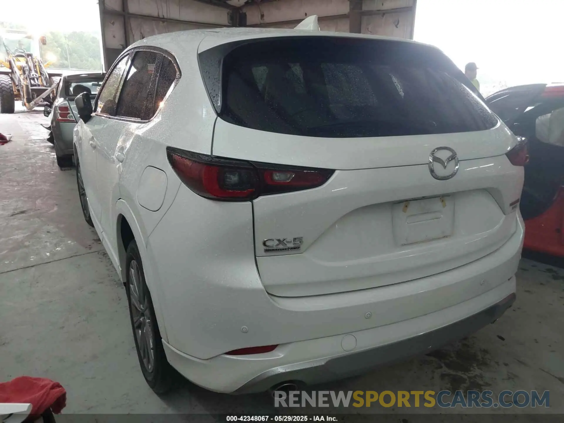 3 Photograph of a damaged car JM3KFBXY5R0378186 MAZDA CX-5 2024