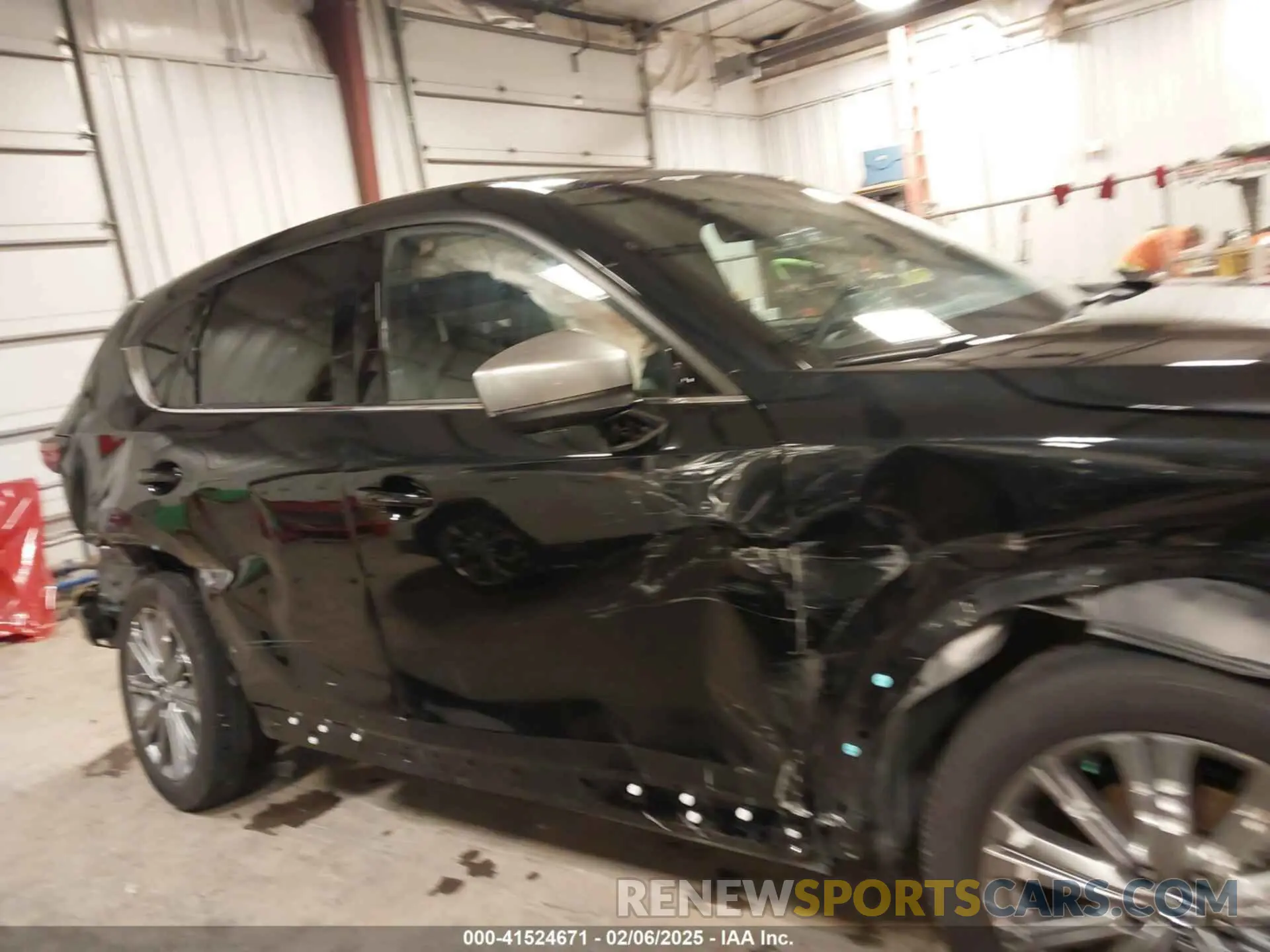 14 Photograph of a damaged car JM3KFBXY8R0372916 MAZDA CX-5 2024
