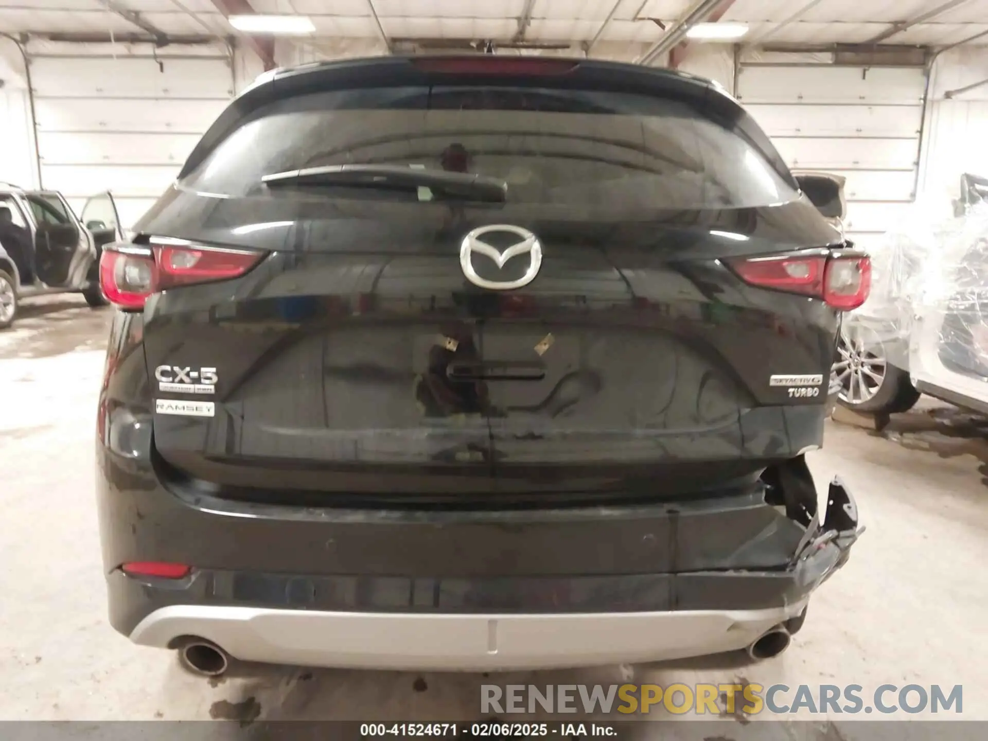 17 Photograph of a damaged car JM3KFBXY8R0372916 MAZDA CX-5 2024