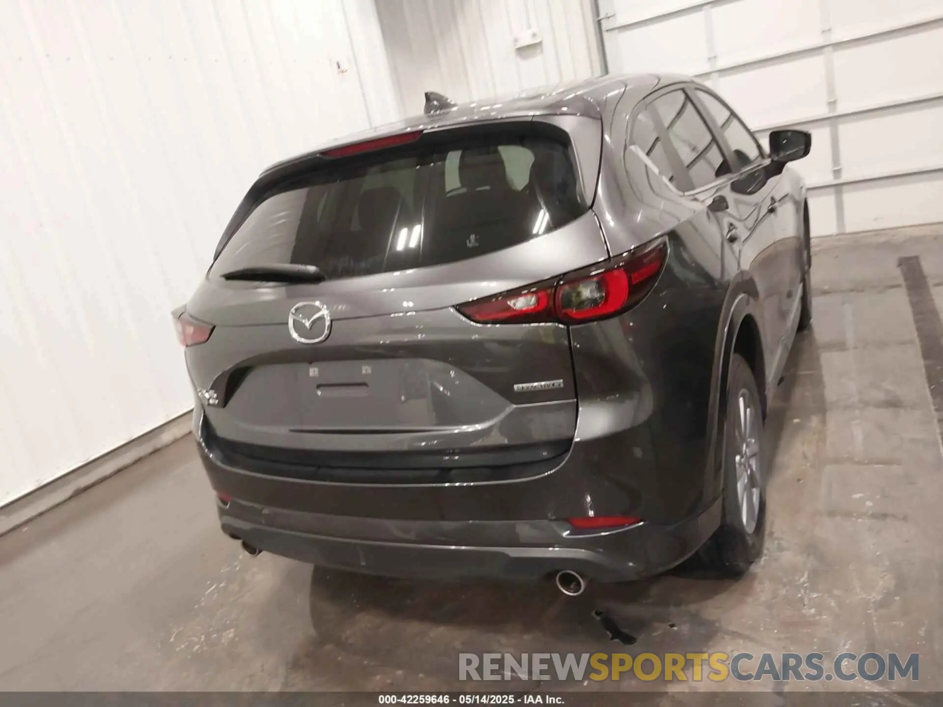 16 Photograph of a damaged car JM3KFBBL0S0553915 MAZDA CX-5 2025