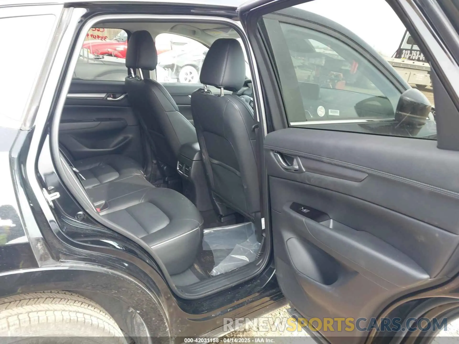 8 Photograph of a damaged car JM3KFBBL1S0621820 MAZDA CX-5 2025