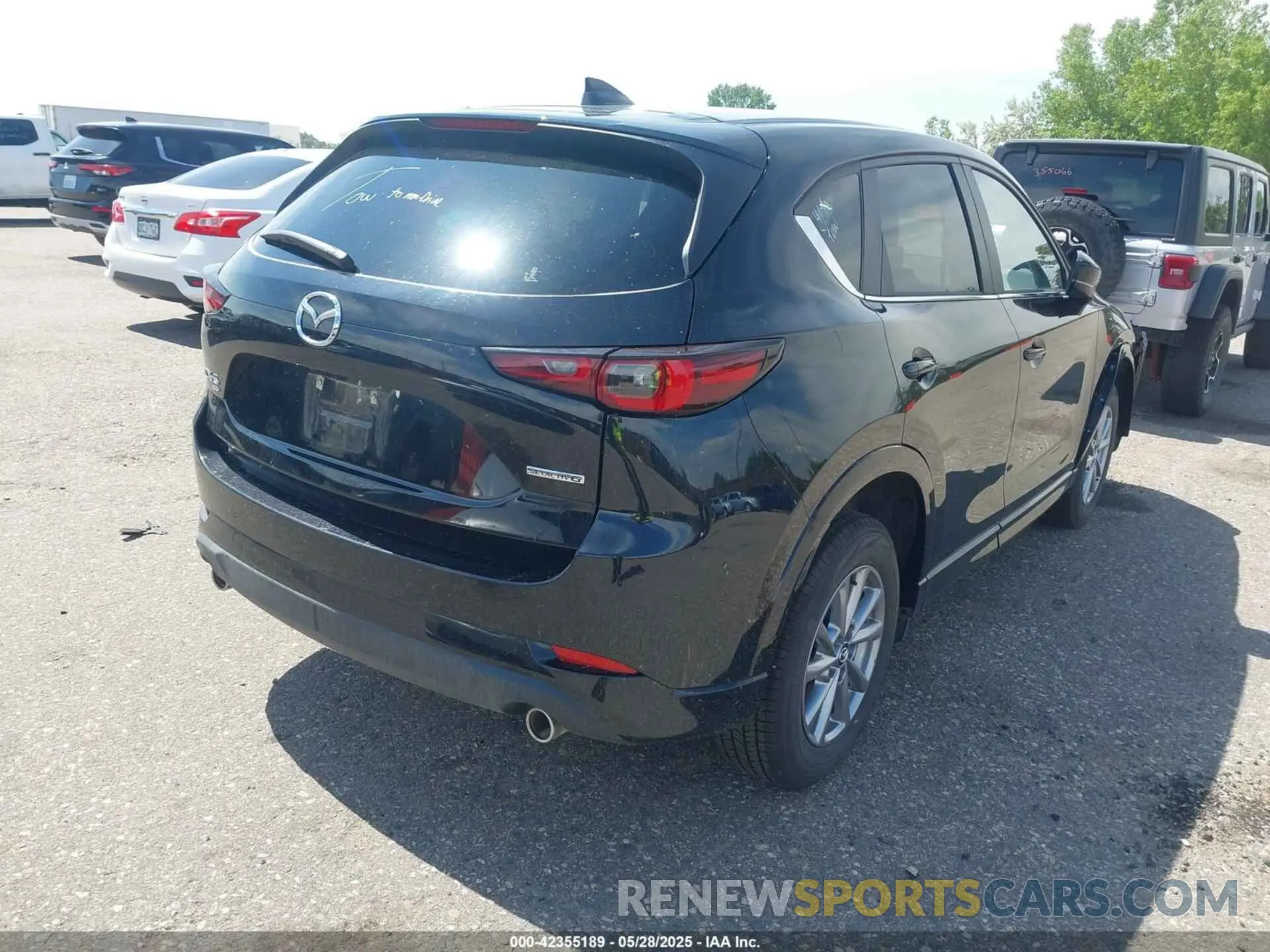 4 Photograph of a damaged car JM3KFBBL2S0588925 MAZDA CX-5 2025