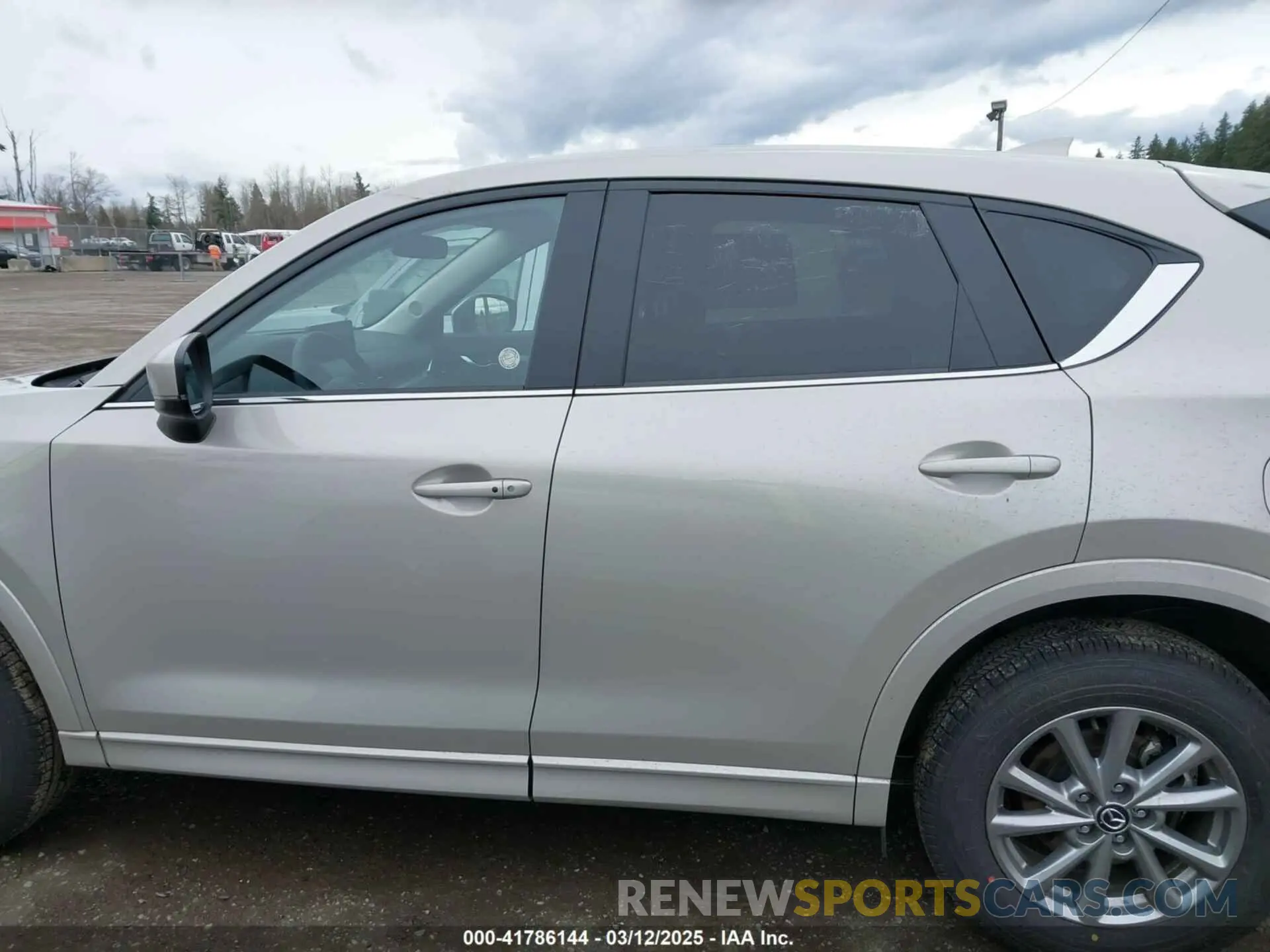 14 Photograph of a damaged car JM3KFBBL2S0590822 MAZDA CX-5 2025