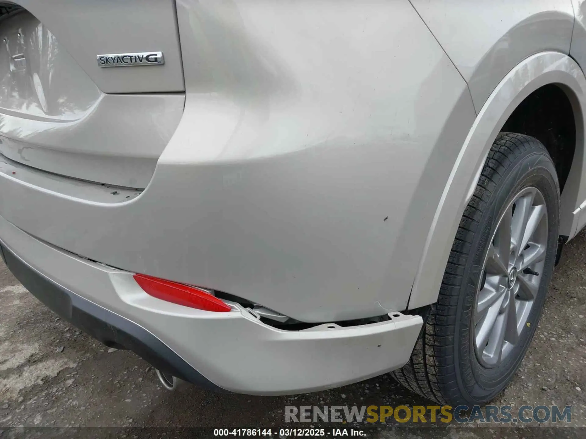 18 Photograph of a damaged car JM3KFBBL2S0590822 MAZDA CX-5 2025