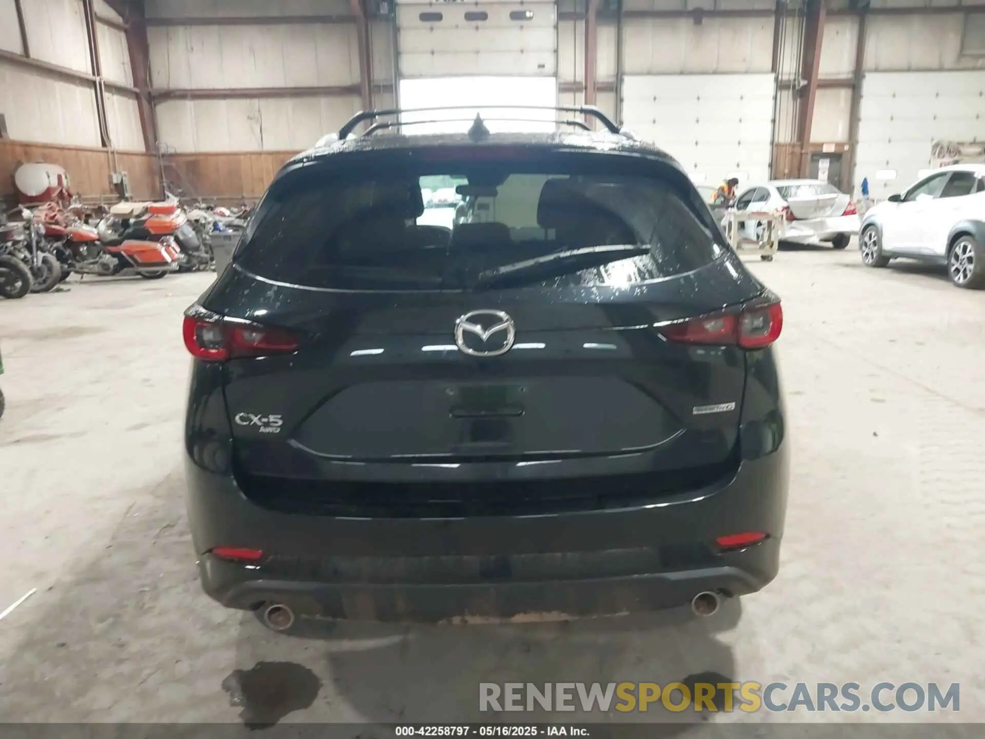 17 Photograph of a damaged car JM3KFBBL3S0549910 MAZDA CX-5 2025