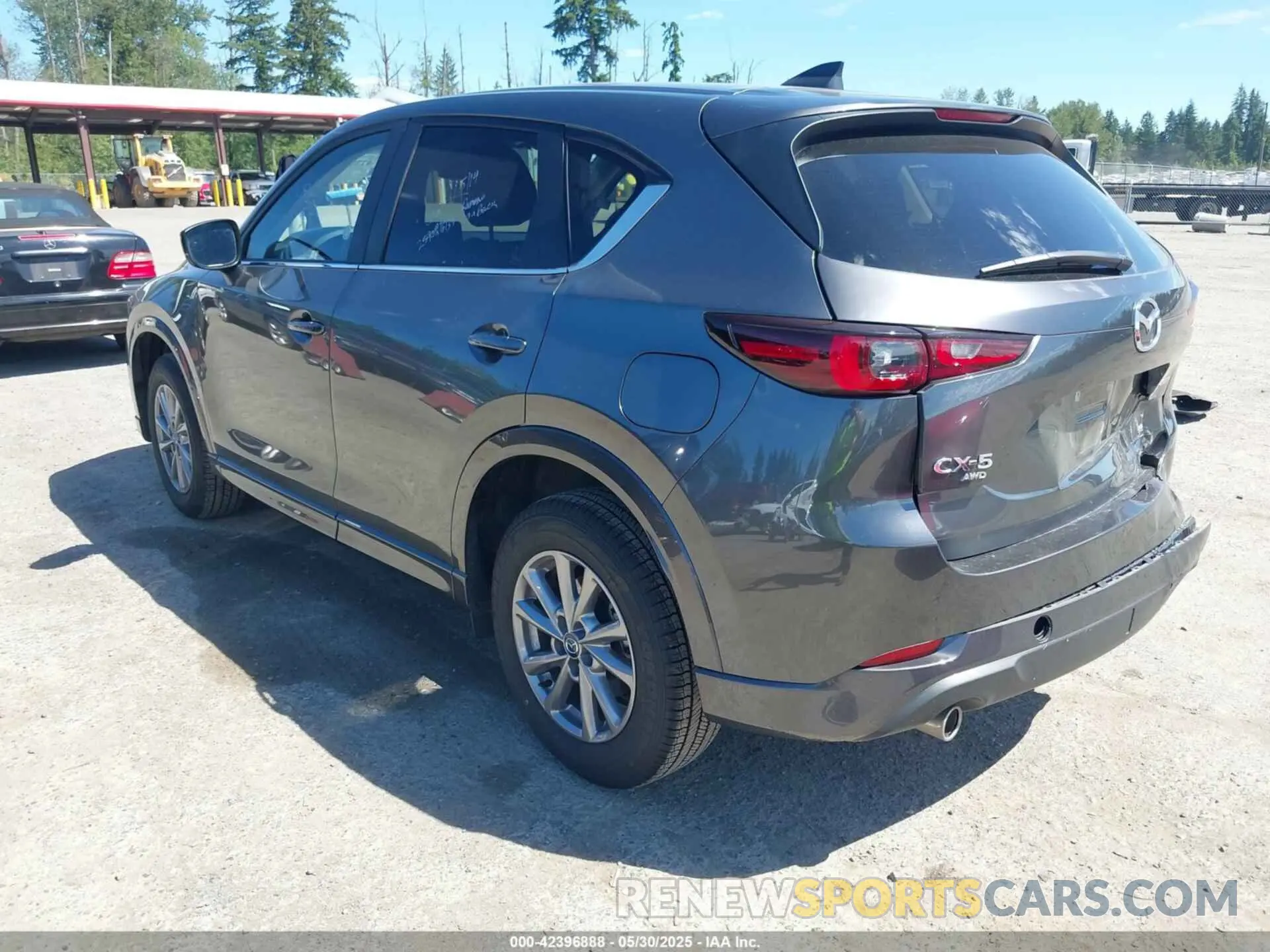 3 Photograph of a damaged car JM3KFBBL4S0641673 MAZDA CX-5 2025