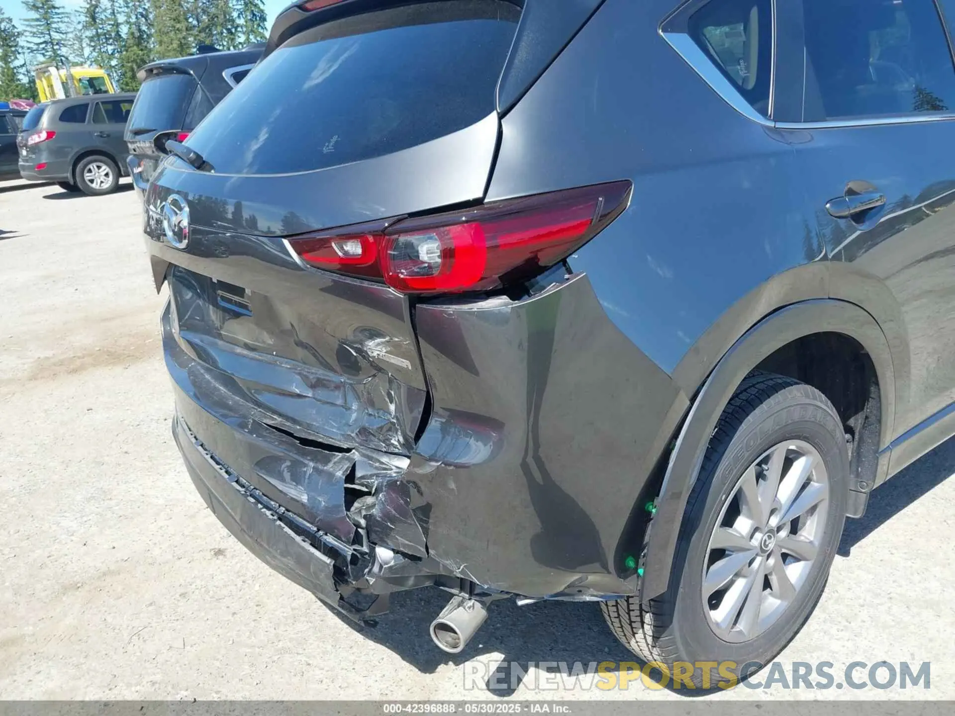 6 Photograph of a damaged car JM3KFBBL4S0641673 MAZDA CX-5 2025