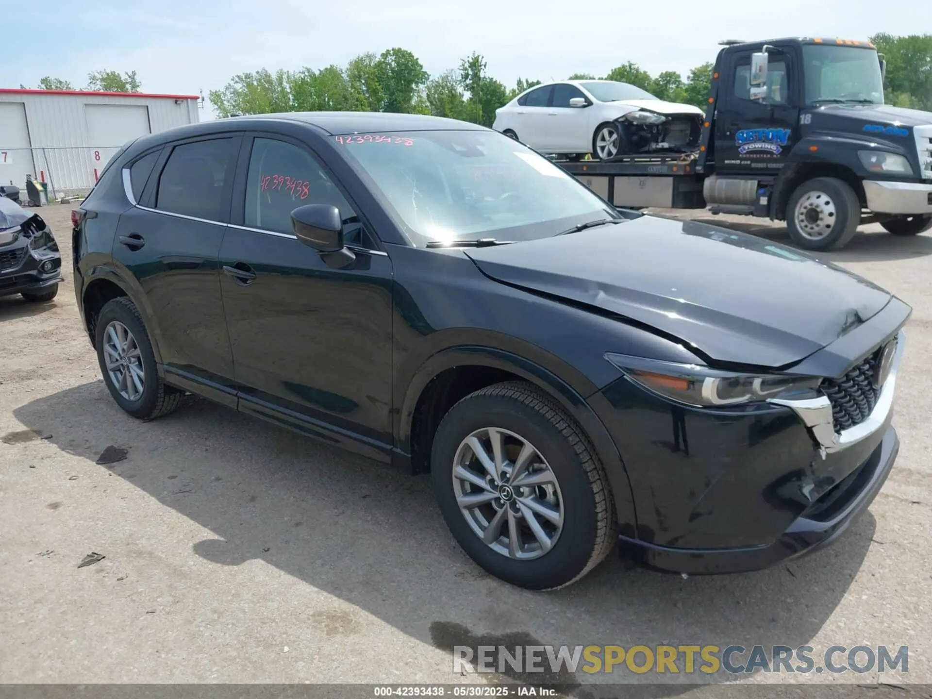 1 Photograph of a damaged car JM3KFBBL6S0550209 MAZDA CX-5 2025