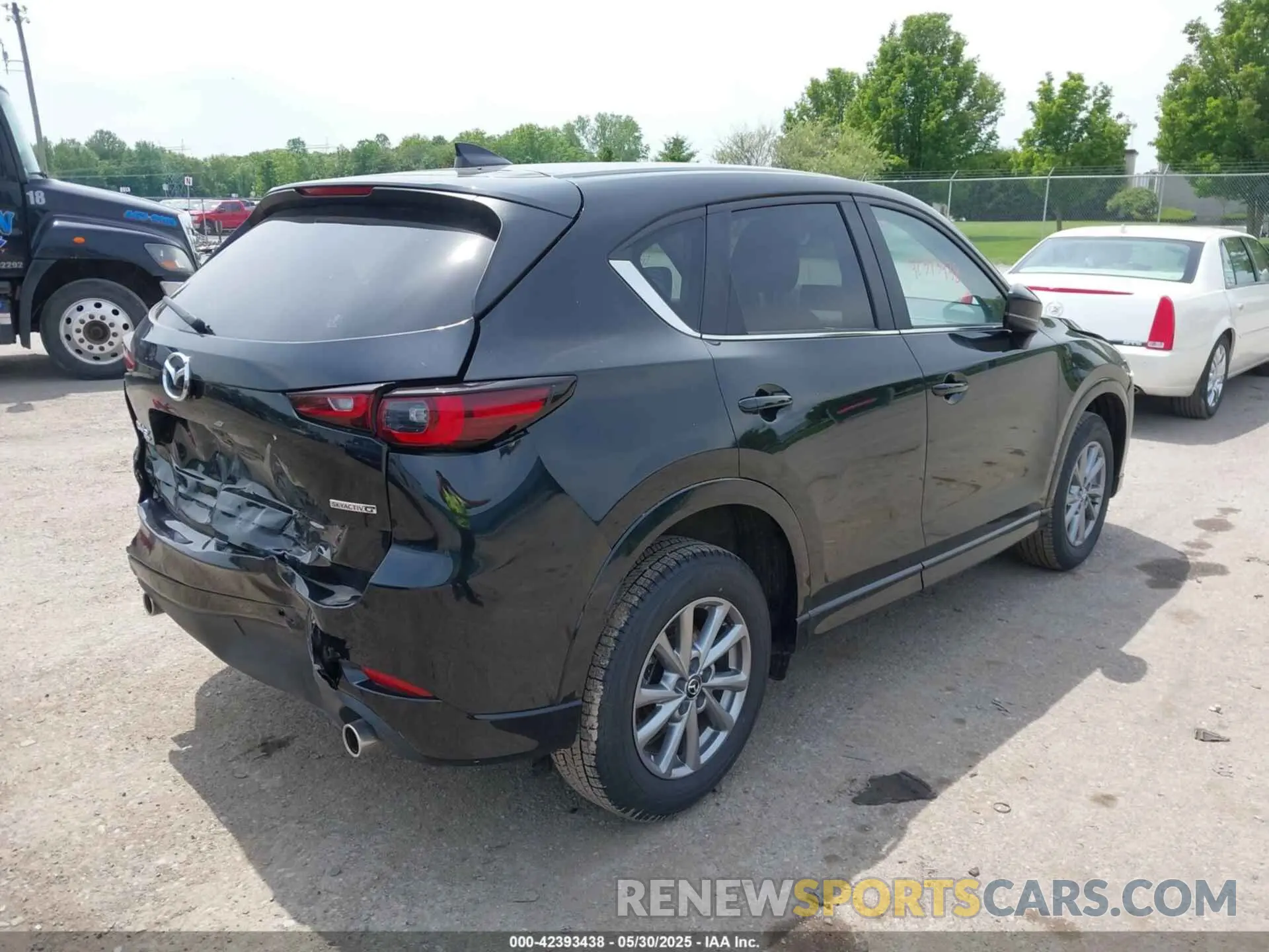 4 Photograph of a damaged car JM3KFBBL6S0550209 MAZDA CX-5 2025