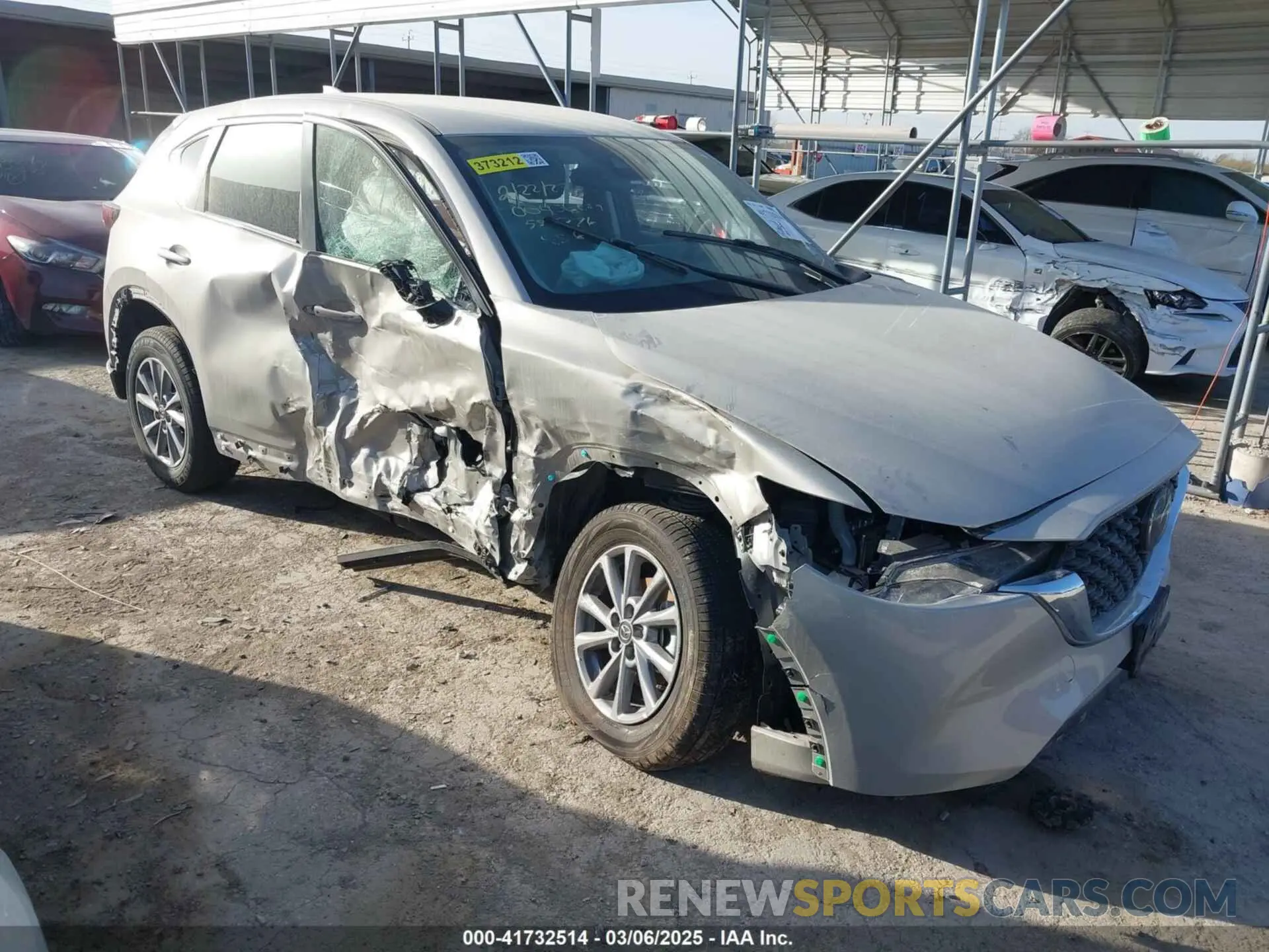 1 Photograph of a damaged car JM3KFBBL9S0585276 MAZDA CX-5 2025