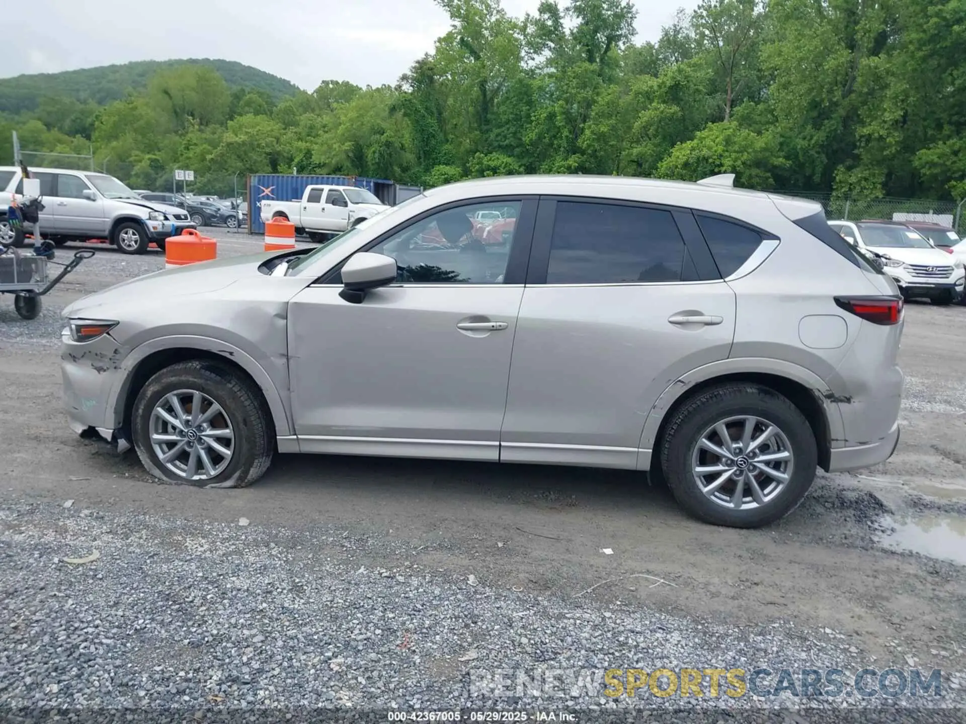 14 Photograph of a damaged car JM3KFBBL9S0587710 MAZDA CX-5 2025