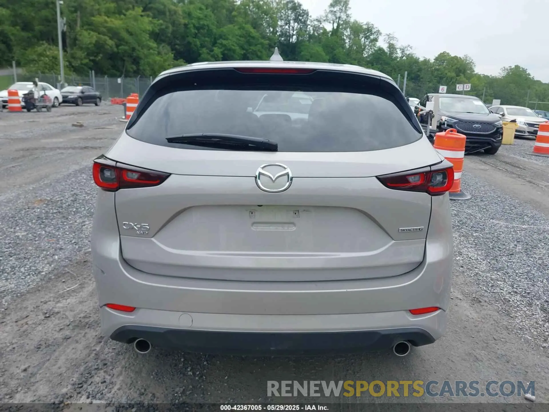 16 Photograph of a damaged car JM3KFBBL9S0587710 MAZDA CX-5 2025