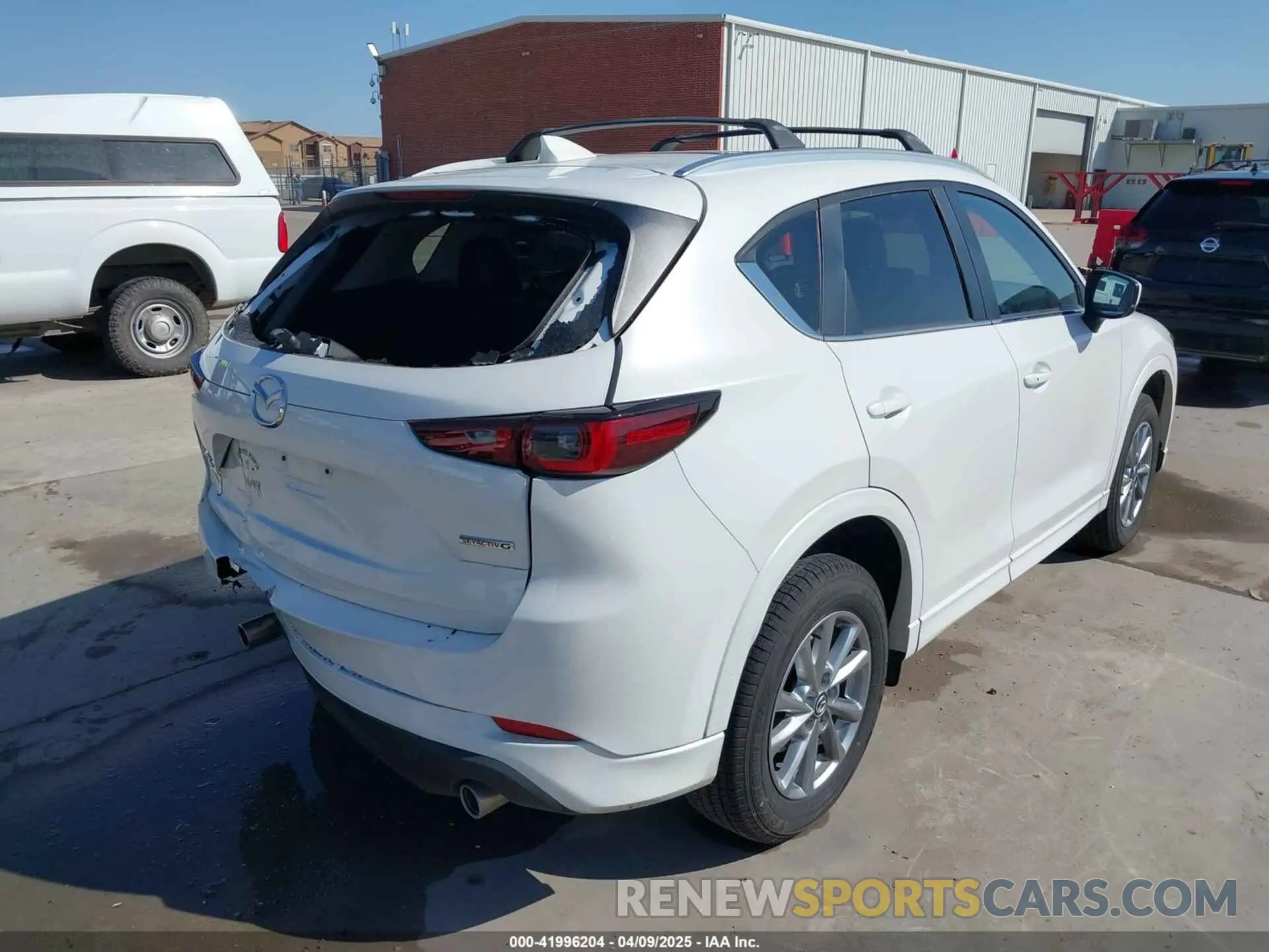 4 Photograph of a damaged car JM3KFBCL0S0571653 MAZDA CX-5 2025
