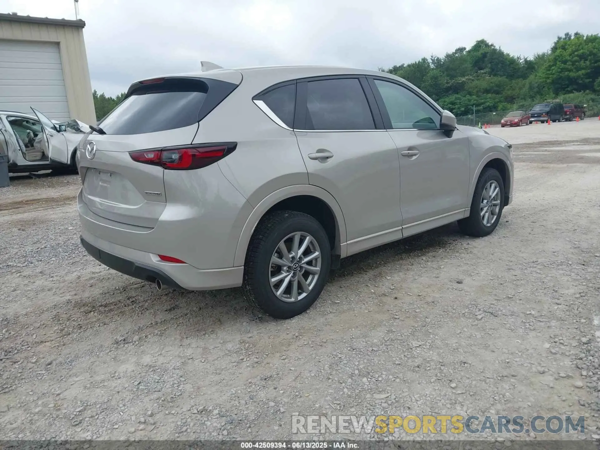 4 Photograph of a damaged car JM3KFBCL0S0584242 MAZDA CX-5 2025