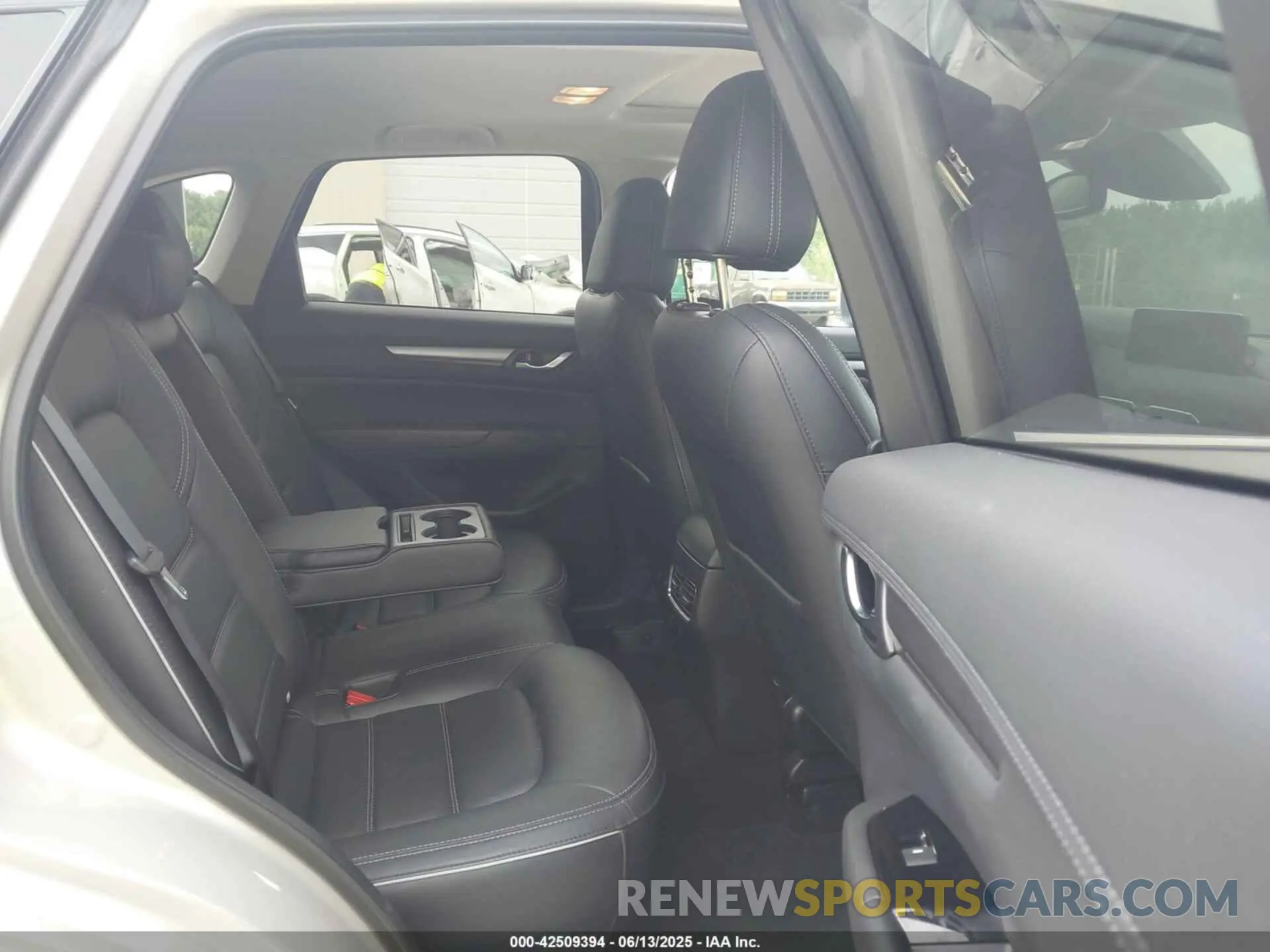 8 Photograph of a damaged car JM3KFBCL0S0584242 MAZDA CX-5 2025