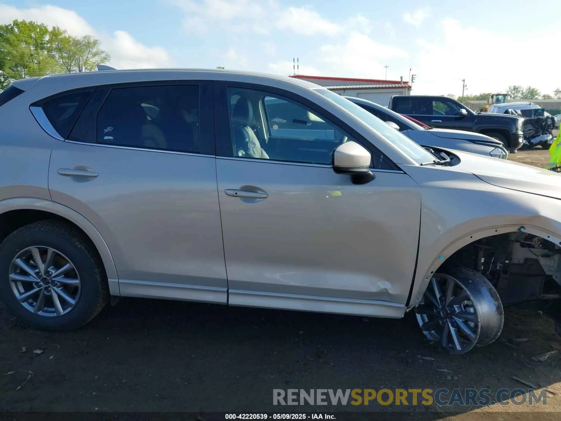 13 Photograph of a damaged car JM3KFBCL0S0618289 MAZDA CX-5 2025