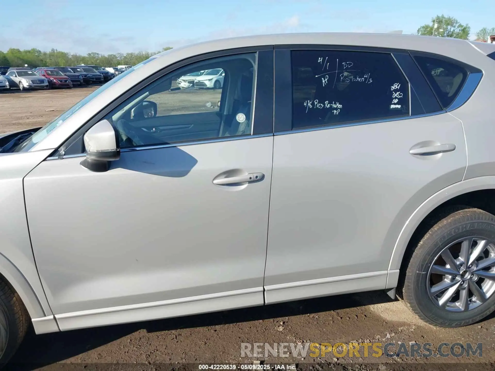 14 Photograph of a damaged car JM3KFBCL0S0618289 MAZDA CX-5 2025