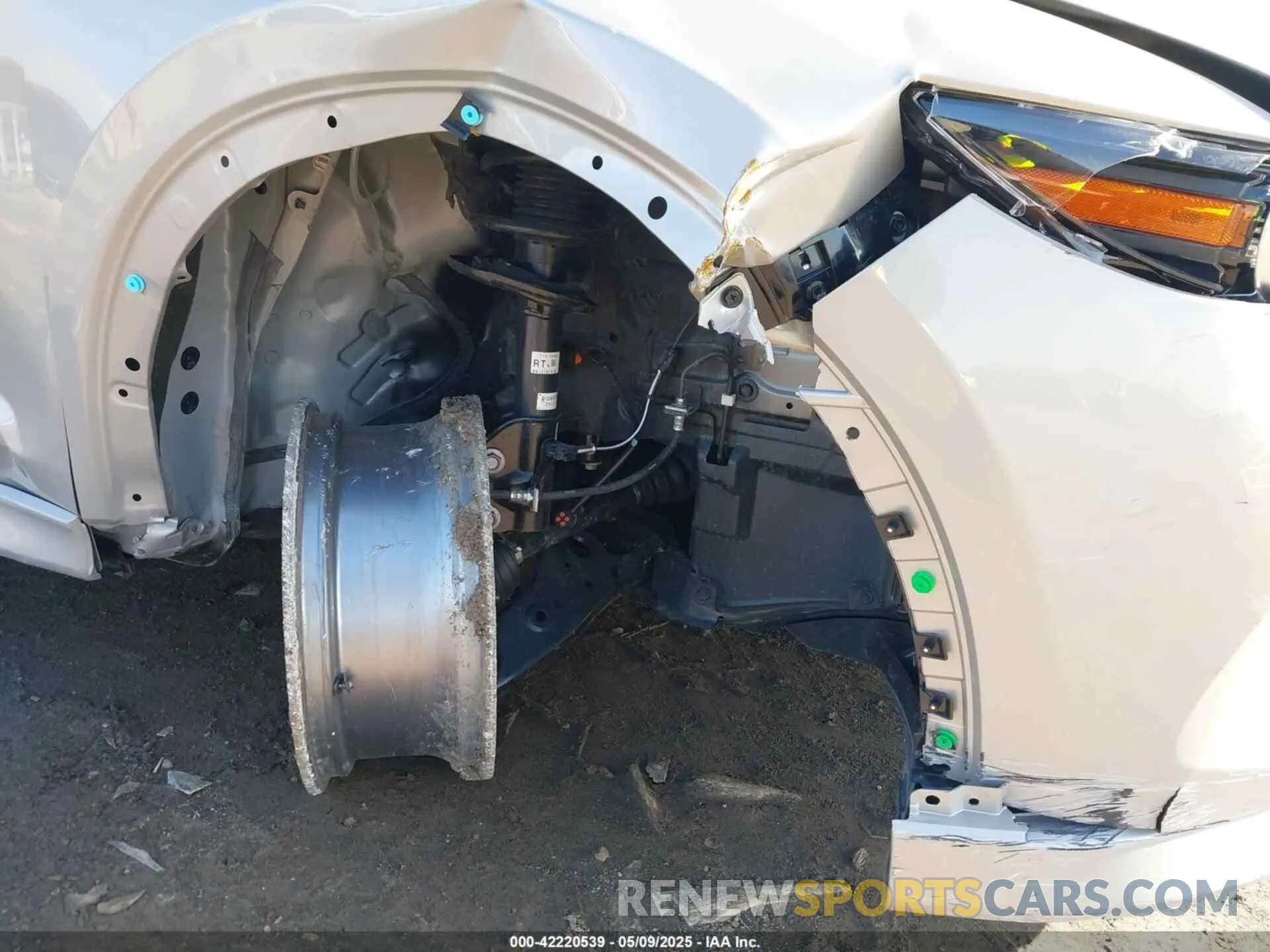 17 Photograph of a damaged car JM3KFBCL0S0618289 MAZDA CX-5 2025