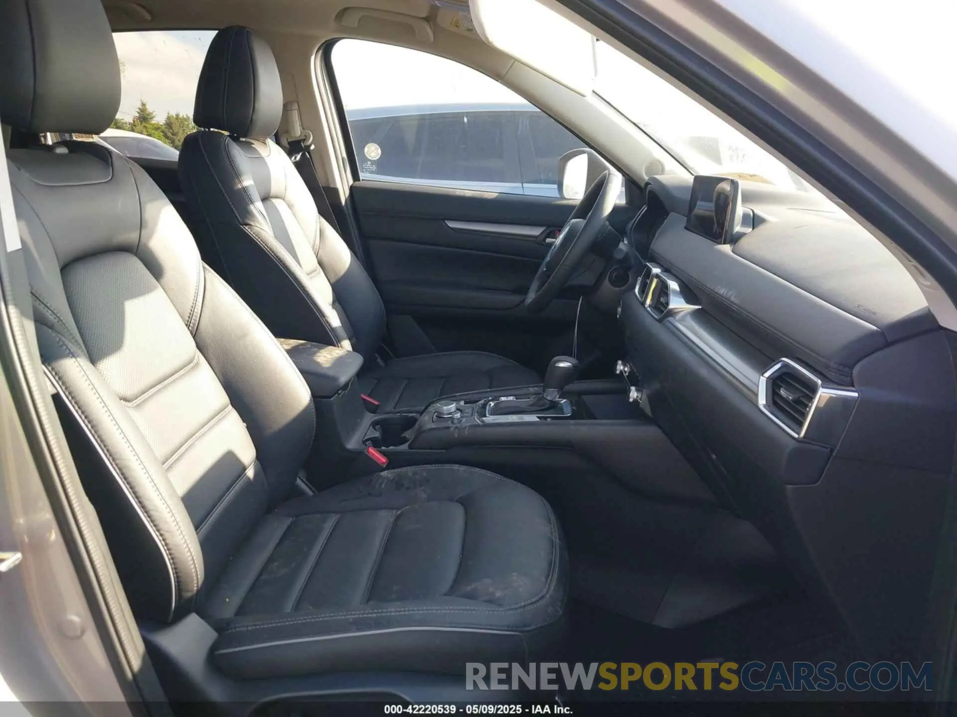 5 Photograph of a damaged car JM3KFBCL0S0618289 MAZDA CX-5 2025