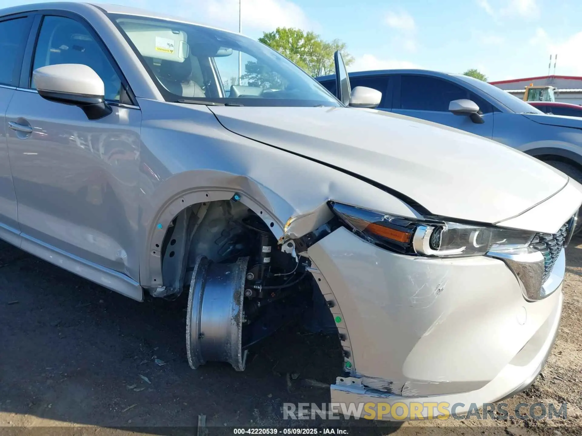 6 Photograph of a damaged car JM3KFBCL0S0618289 MAZDA CX-5 2025