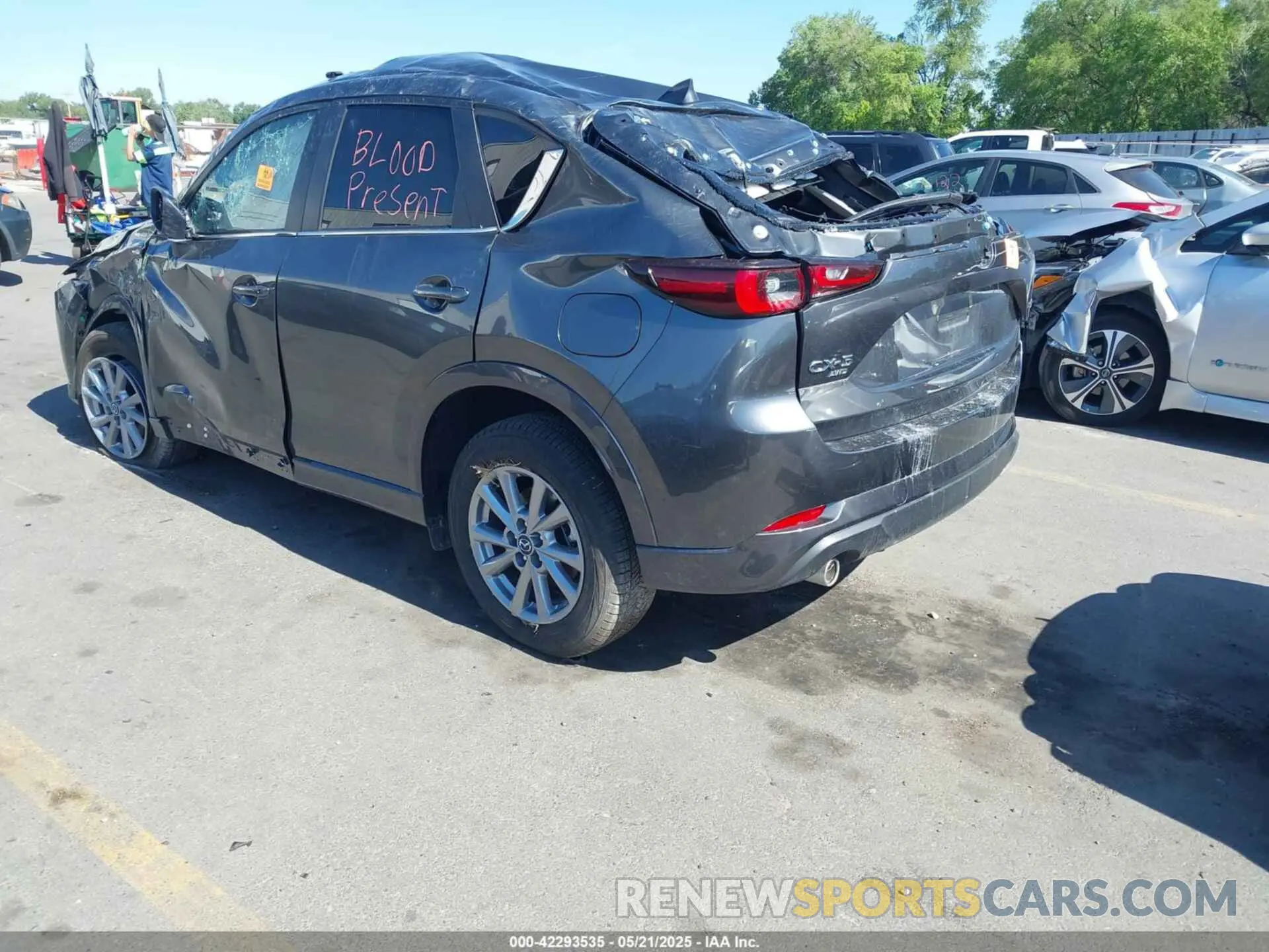 3 Photograph of a damaged car JM3KFBCL0S0628563 MAZDA CX-5 2025