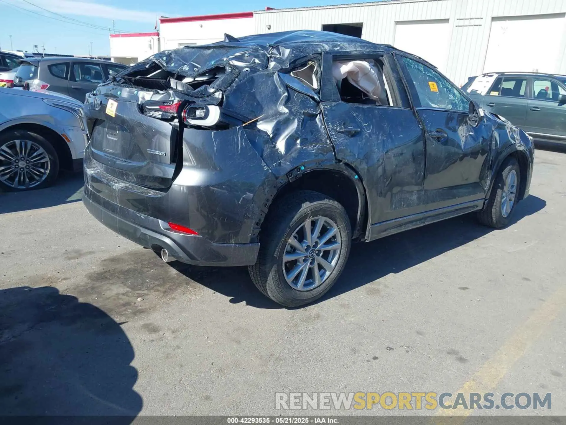 4 Photograph of a damaged car JM3KFBCL0S0628563 MAZDA CX-5 2025