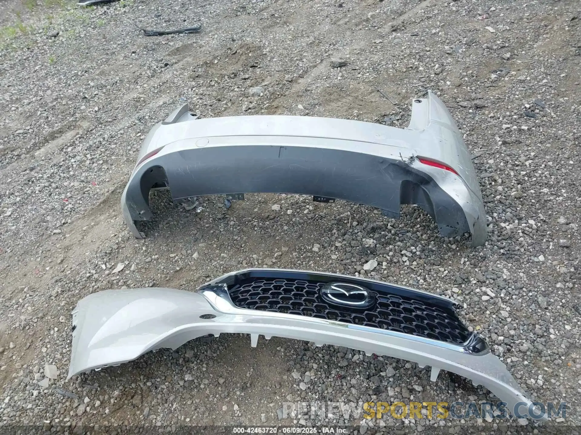 12 Photograph of a damaged car JM3KFBCL2S0584775 MAZDA CX-5 2025