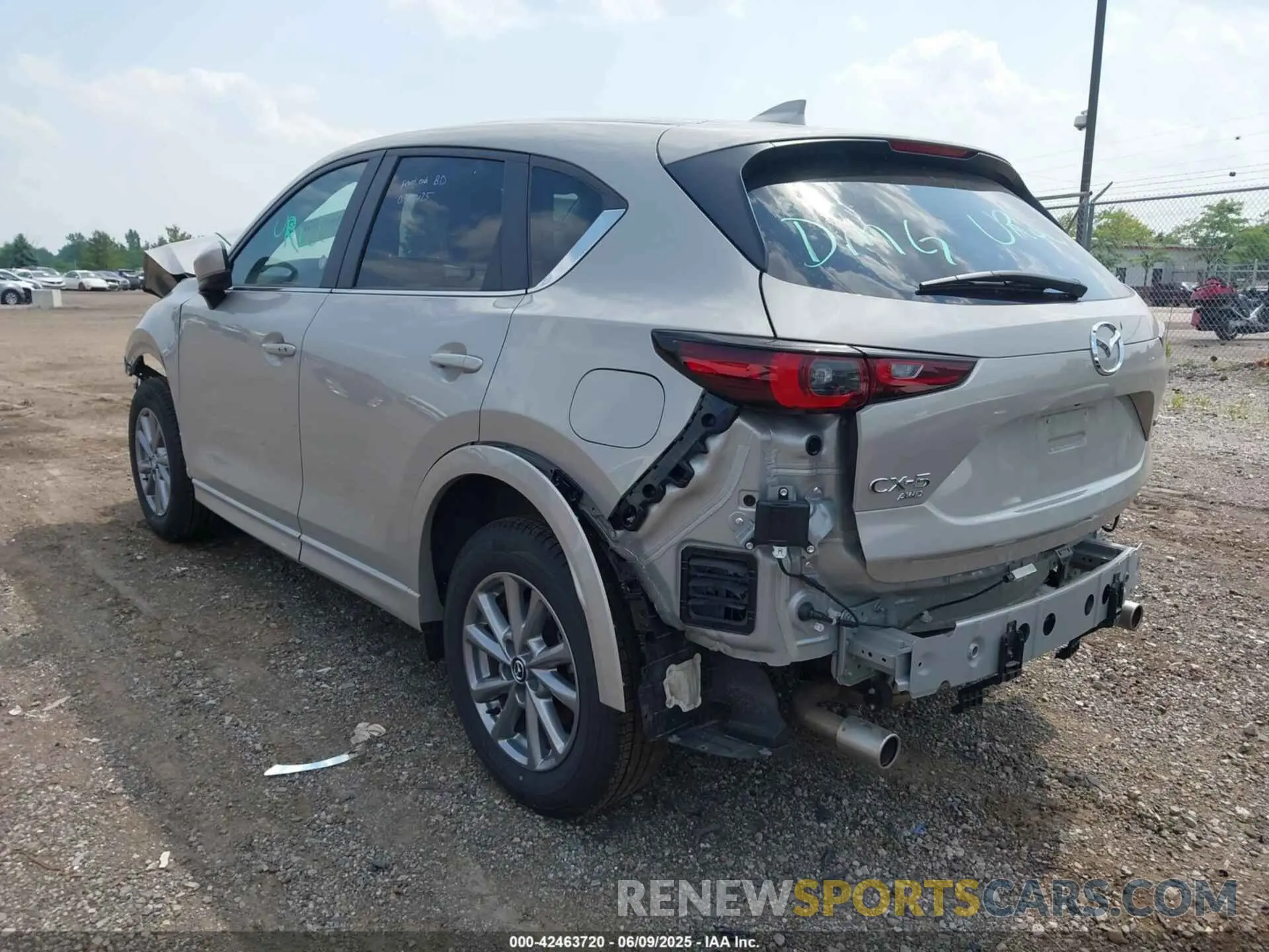 3 Photograph of a damaged car JM3KFBCL2S0584775 MAZDA CX-5 2025