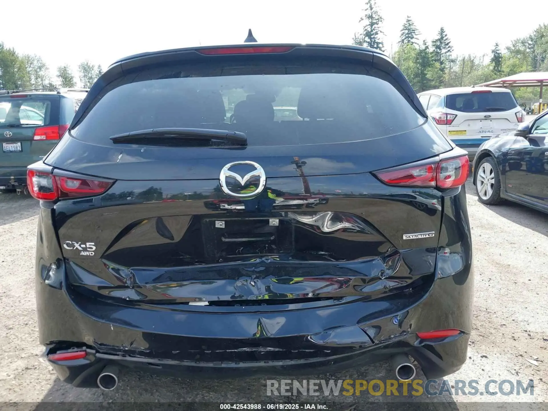 16 Photograph of a damaged car JM3KFBCL2S0589653 MAZDA CX-5 2025