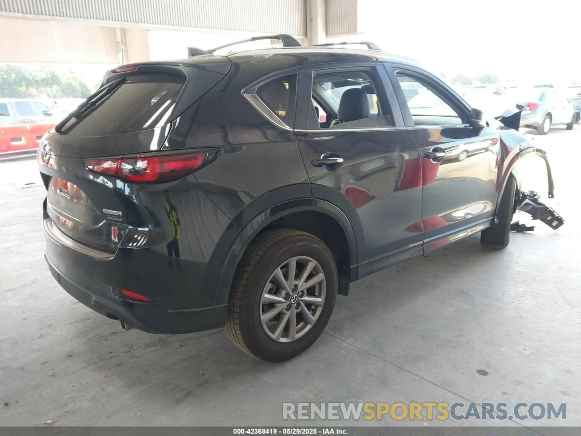 4 Photograph of a damaged car JM3KFBCL2S0608637 MAZDA CX-5 2025