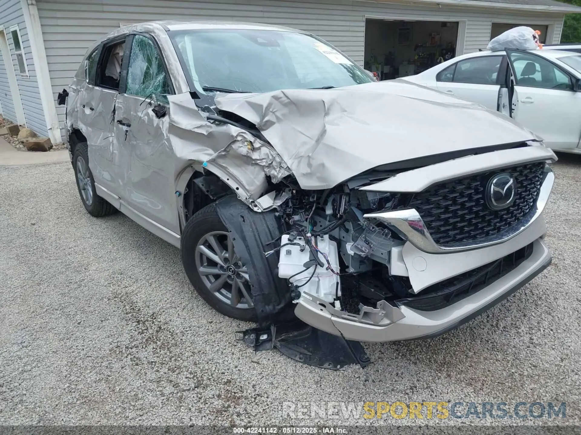 6 Photograph of a damaged car JM3KFBCL3S0546441 MAZDA CX-5 2025