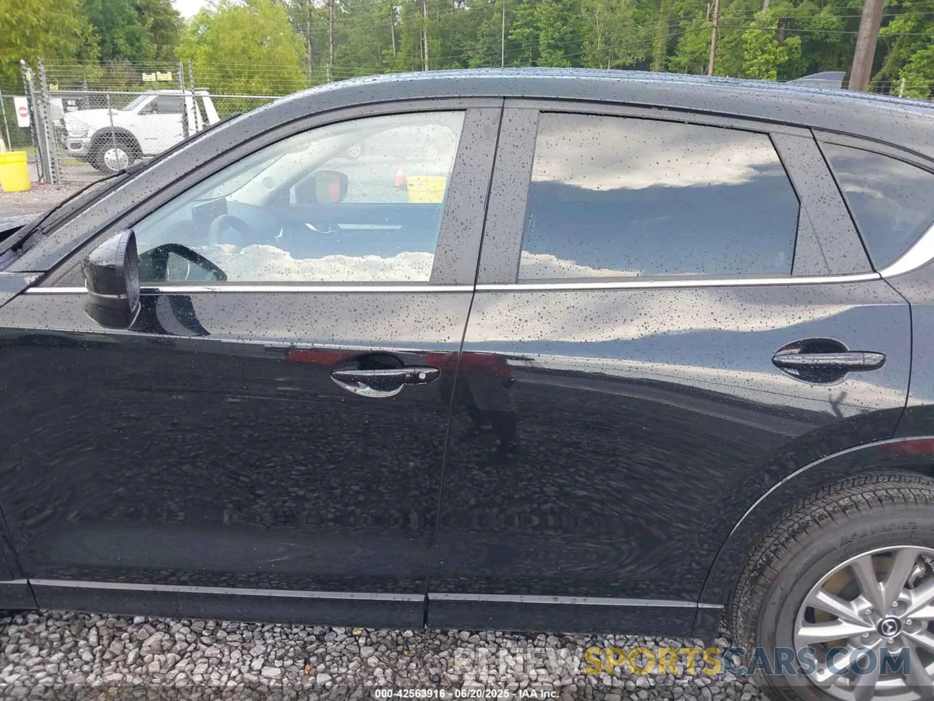 14 Photograph of a damaged car JM3KFBCL3S0670287 MAZDA CX-5 2025