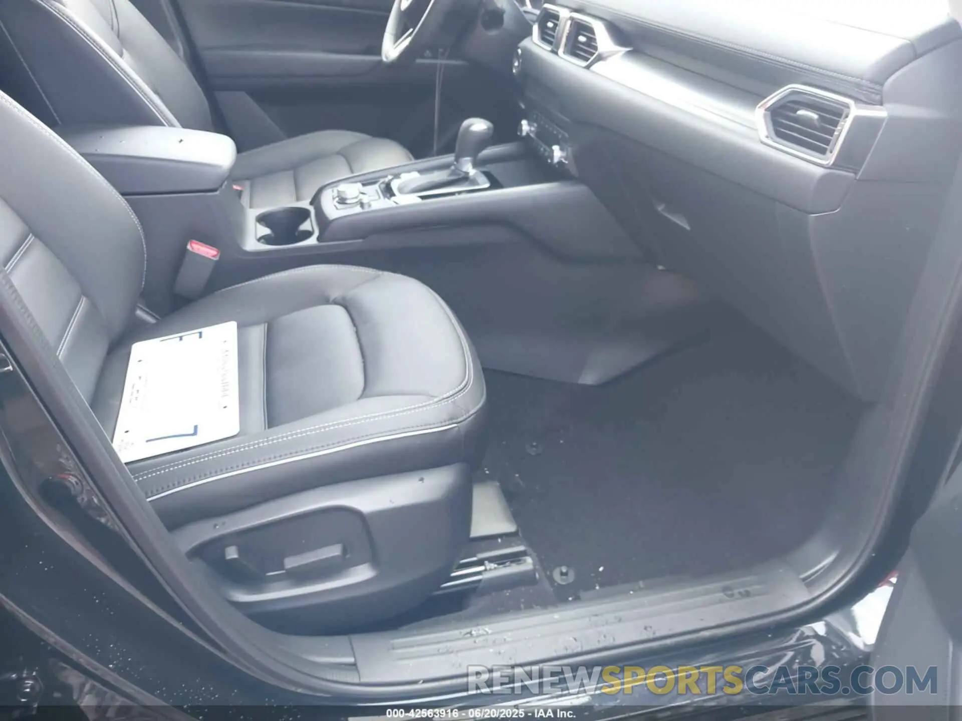 5 Photograph of a damaged car JM3KFBCL3S0670287 MAZDA CX-5 2025