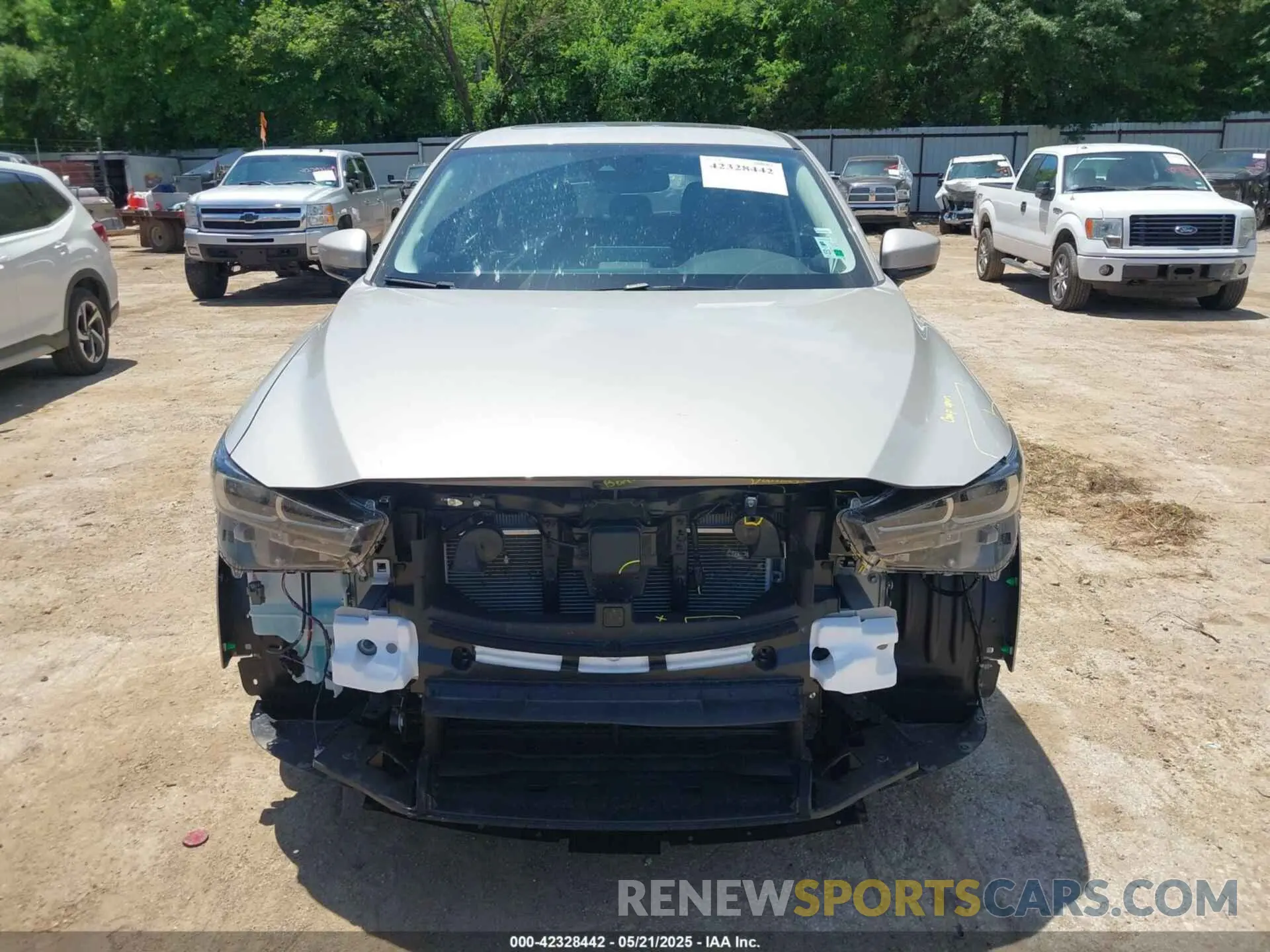 13 Photograph of a damaged car JM3KFBCL5S0639705 MAZDA CX-5 2025
