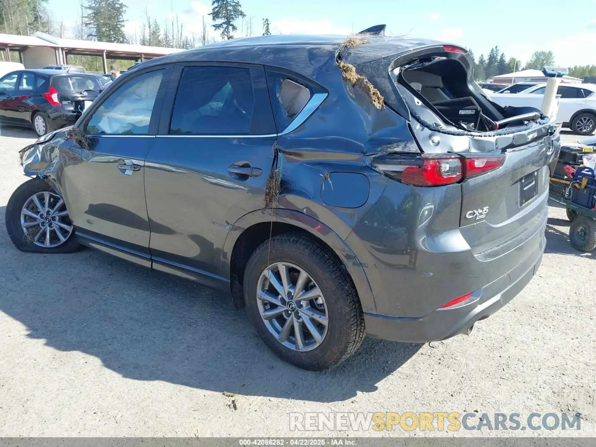 3 Photograph of a damaged car JM3KFBCL8S0603670 MAZDA CX-5 2025