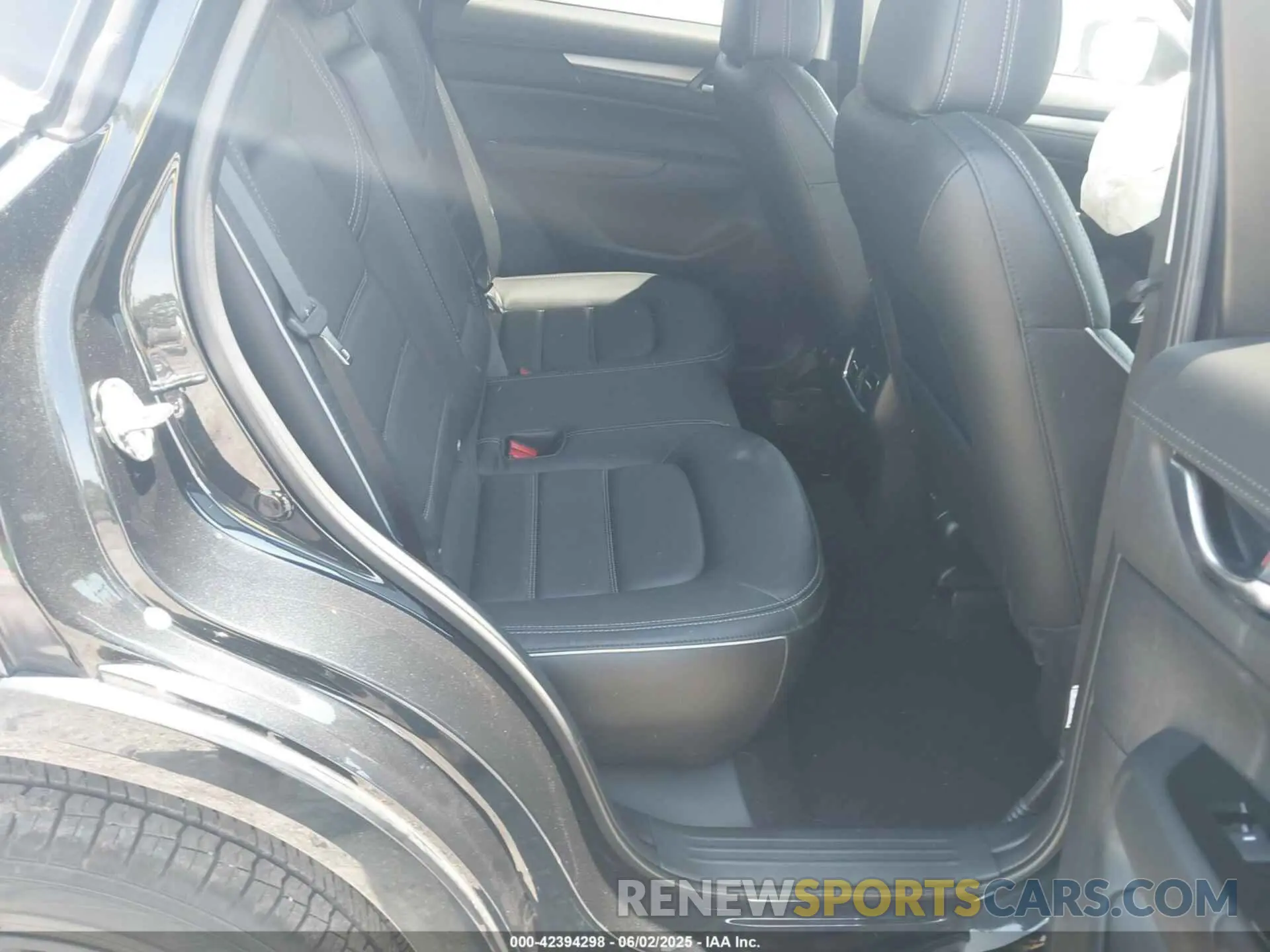 8 Photograph of a damaged car JM3KFBCL9S0595451 MAZDA CX-5 2025