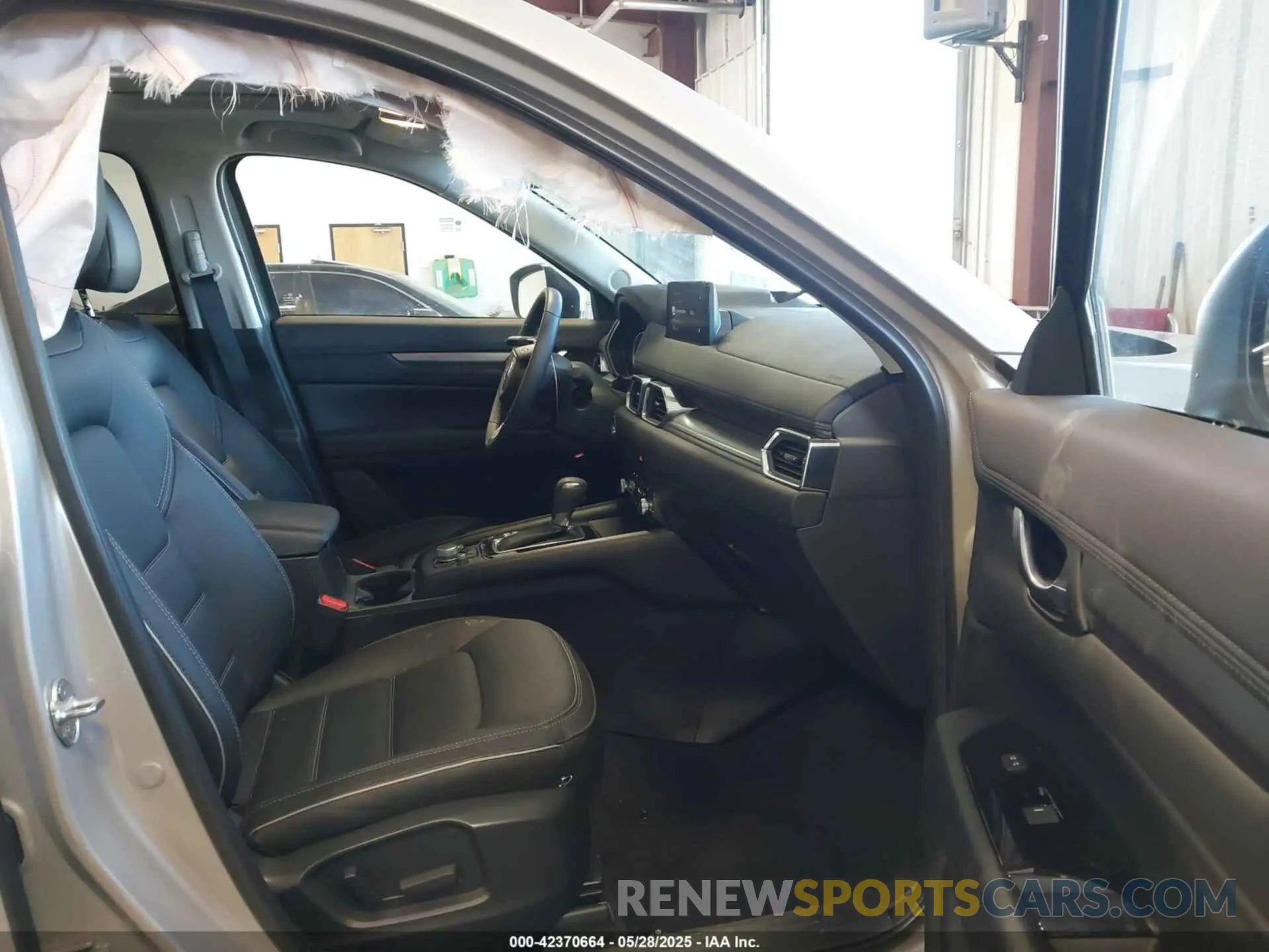 5 Photograph of a damaged car JM3KFBCLXS0559798 MAZDA CX-5 2025
