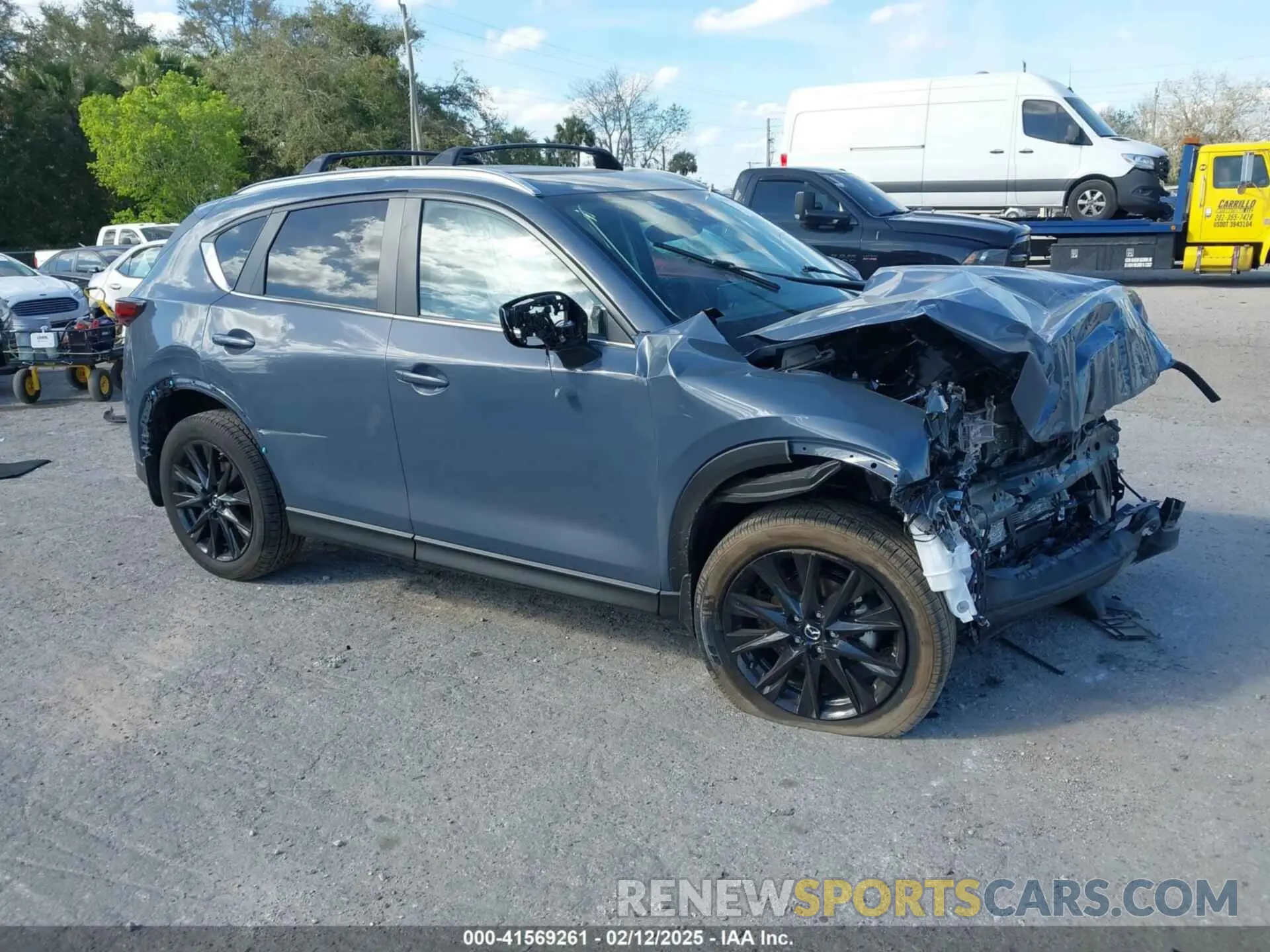 1 Photograph of a damaged car JM3KFBCM0S0564100 MAZDA CX-5 2025