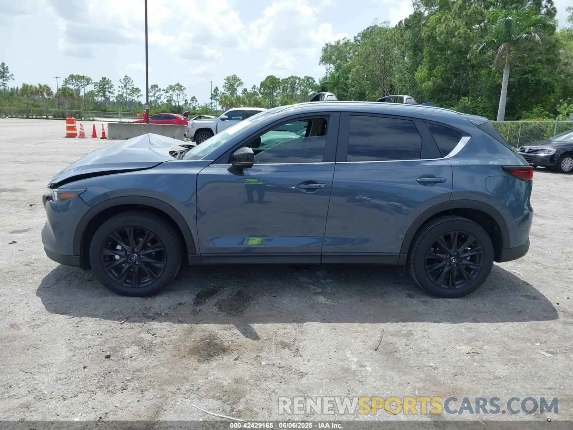 14 Photograph of a damaged car JM3KFBCM1S0582847 MAZDA CX-5 2025
