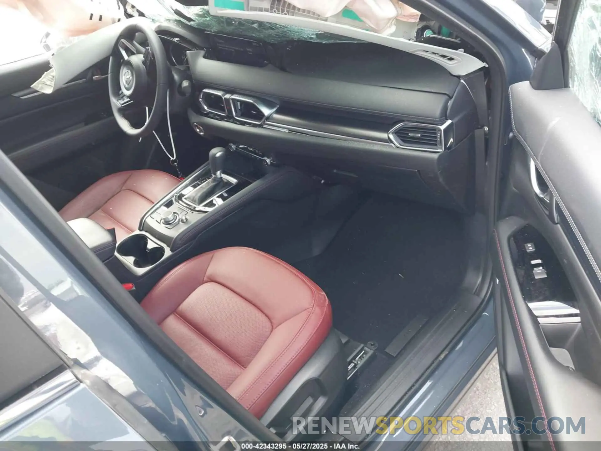 5 Photograph of a damaged car JM3KFBCM1S0636678 MAZDA CX-5 2025