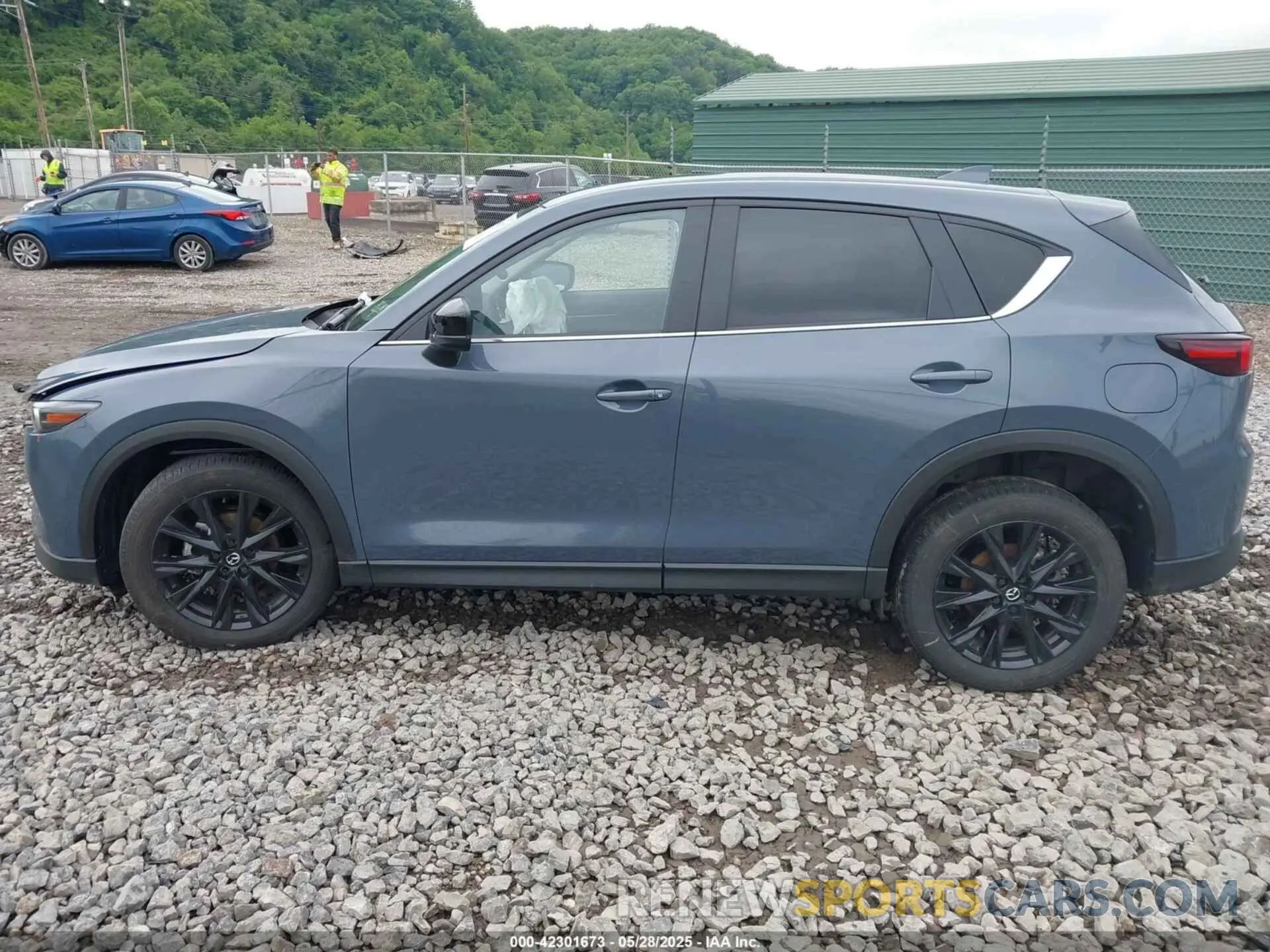 15 Photograph of a damaged car JM3KFBCM2S0564017 MAZDA CX-5 2025