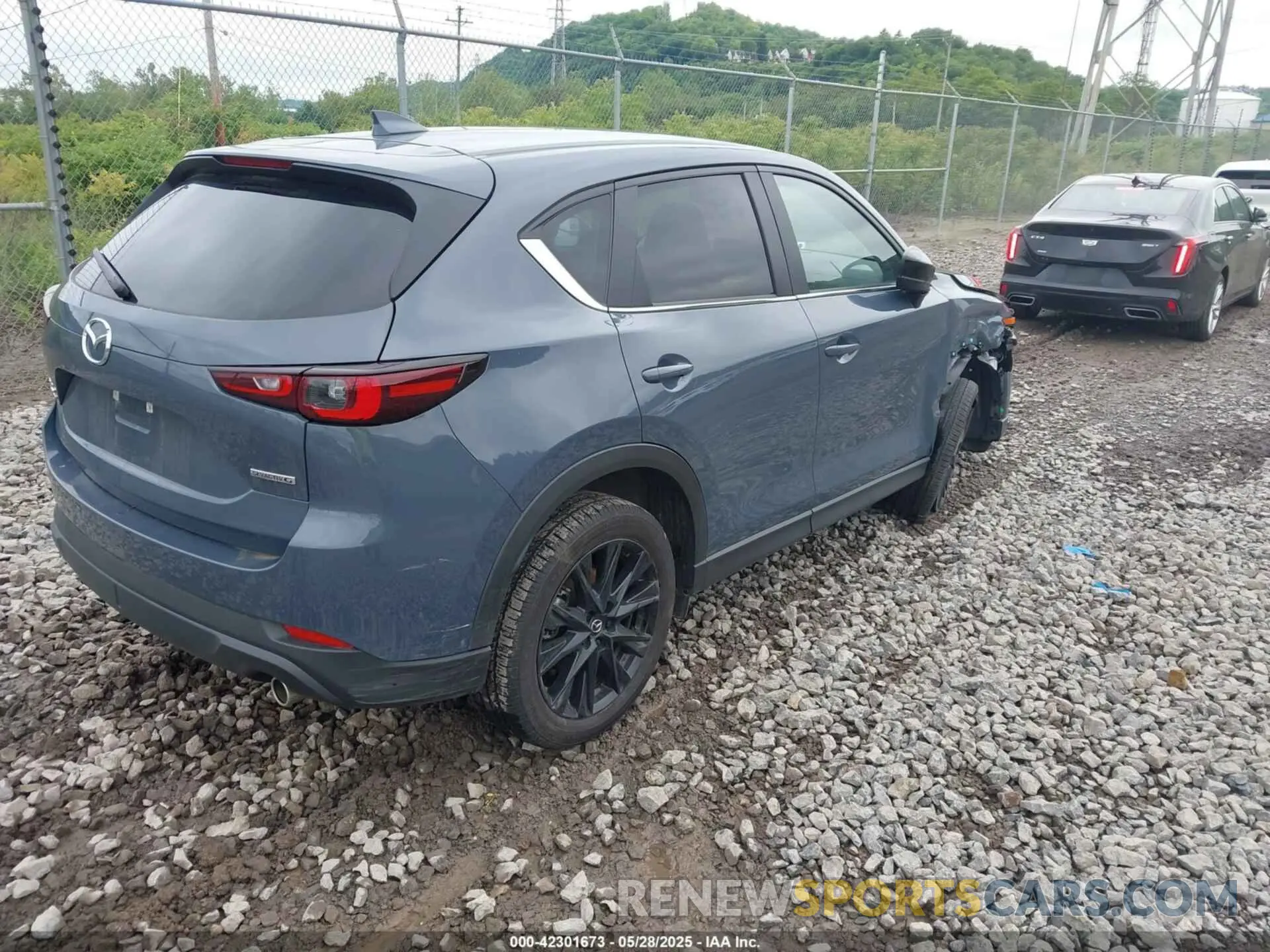 4 Photograph of a damaged car JM3KFBCM2S0564017 MAZDA CX-5 2025