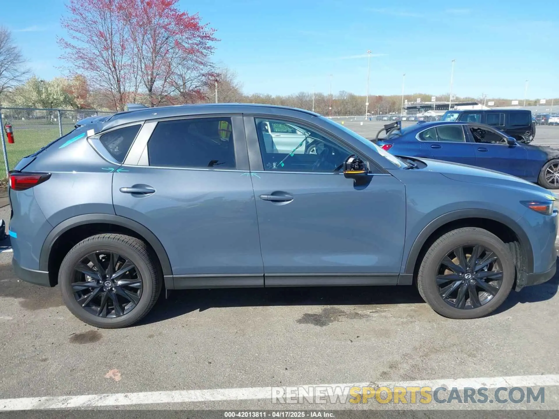 13 Photograph of a damaged car JM3KFBCM9S0558117 MAZDA CX-5 2025