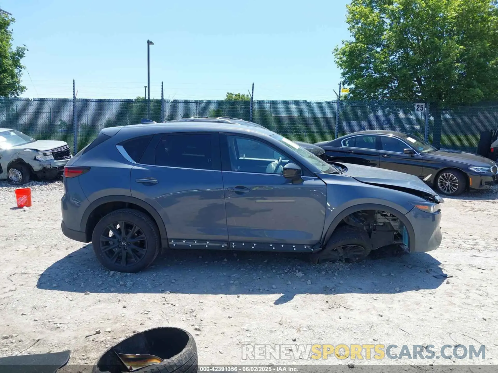 14 Photograph of a damaged car JM3KFBCM9S0639523 MAZDA CX-5 2025