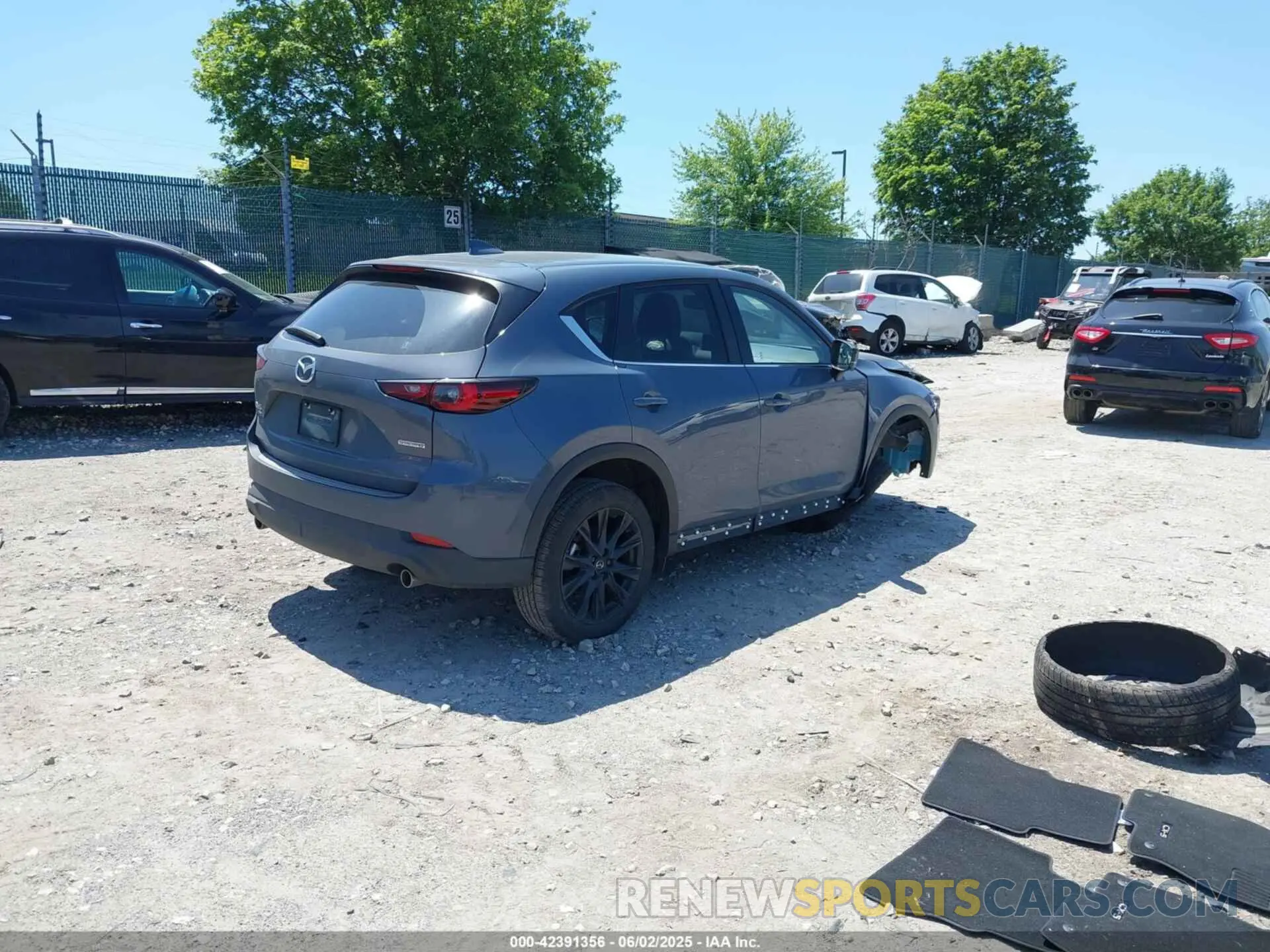 4 Photograph of a damaged car JM3KFBCM9S0639523 MAZDA CX-5 2025
