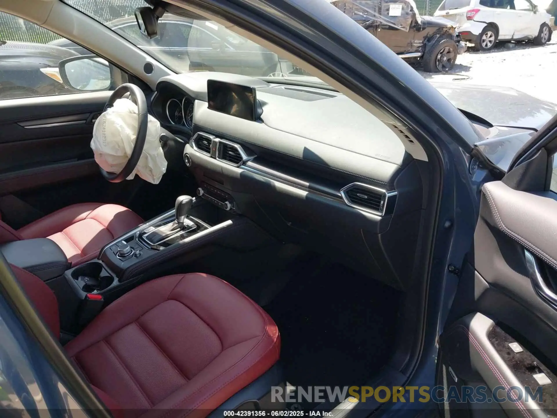 5 Photograph of a damaged car JM3KFBCM9S0639523 MAZDA CX-5 2025